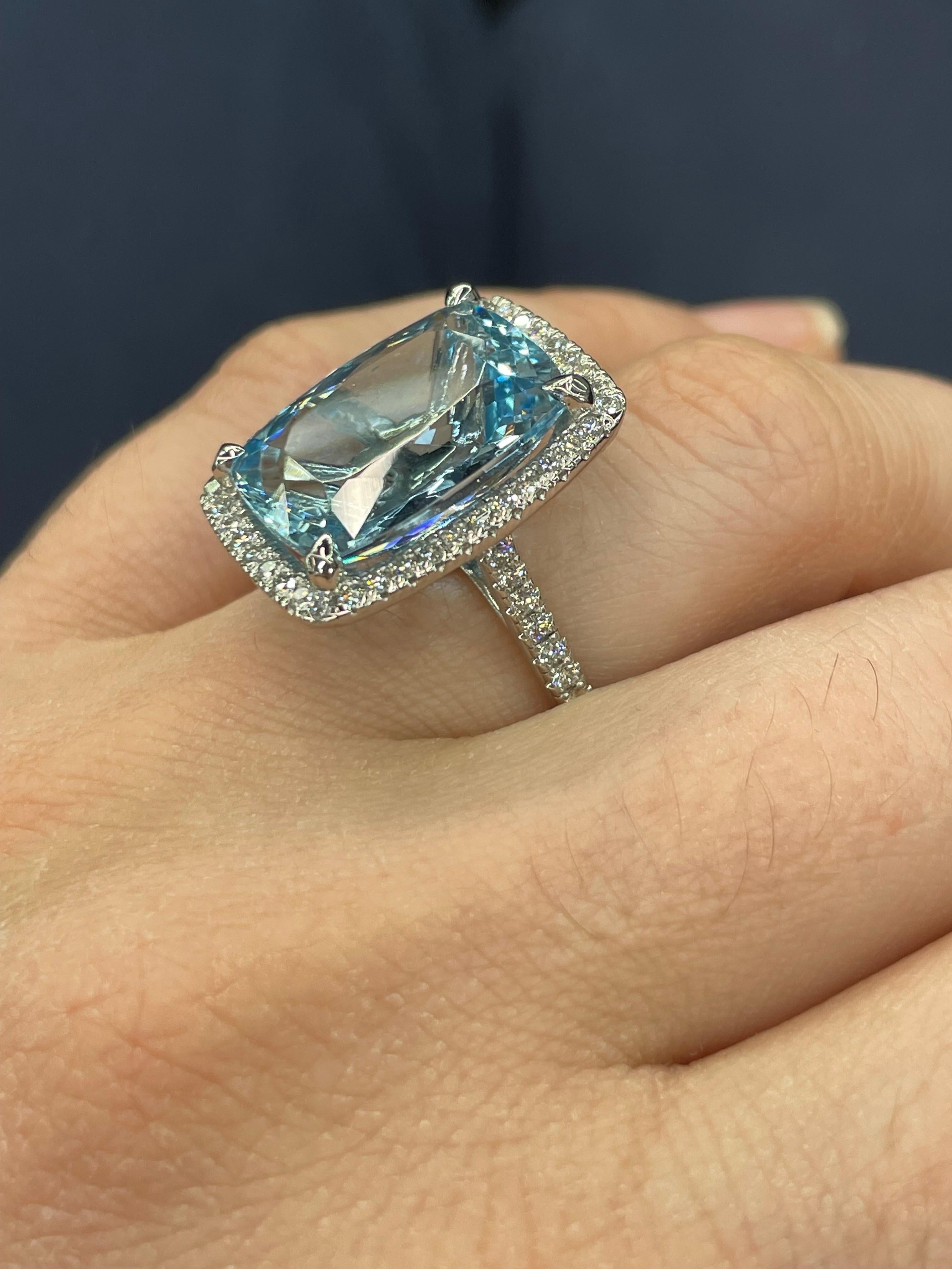 Platinum Cushion Cut Aquamarine Diamond Halo Cocktail Ring 11.38 Carats  For Sale 8