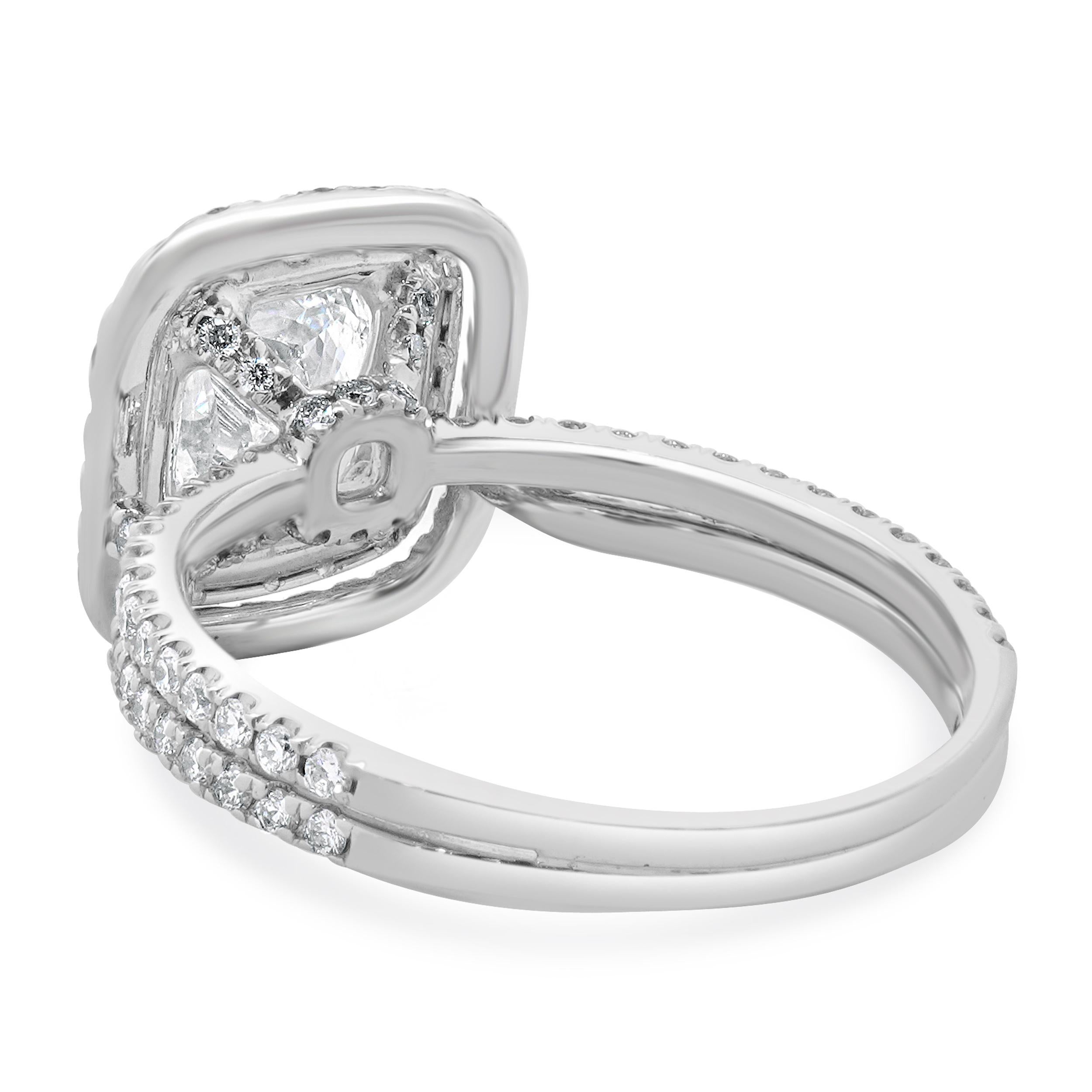 Taglio cuscino Anello di fidanzamento con diamante taglio cuscino in oro bianco 14k e platino in vendita