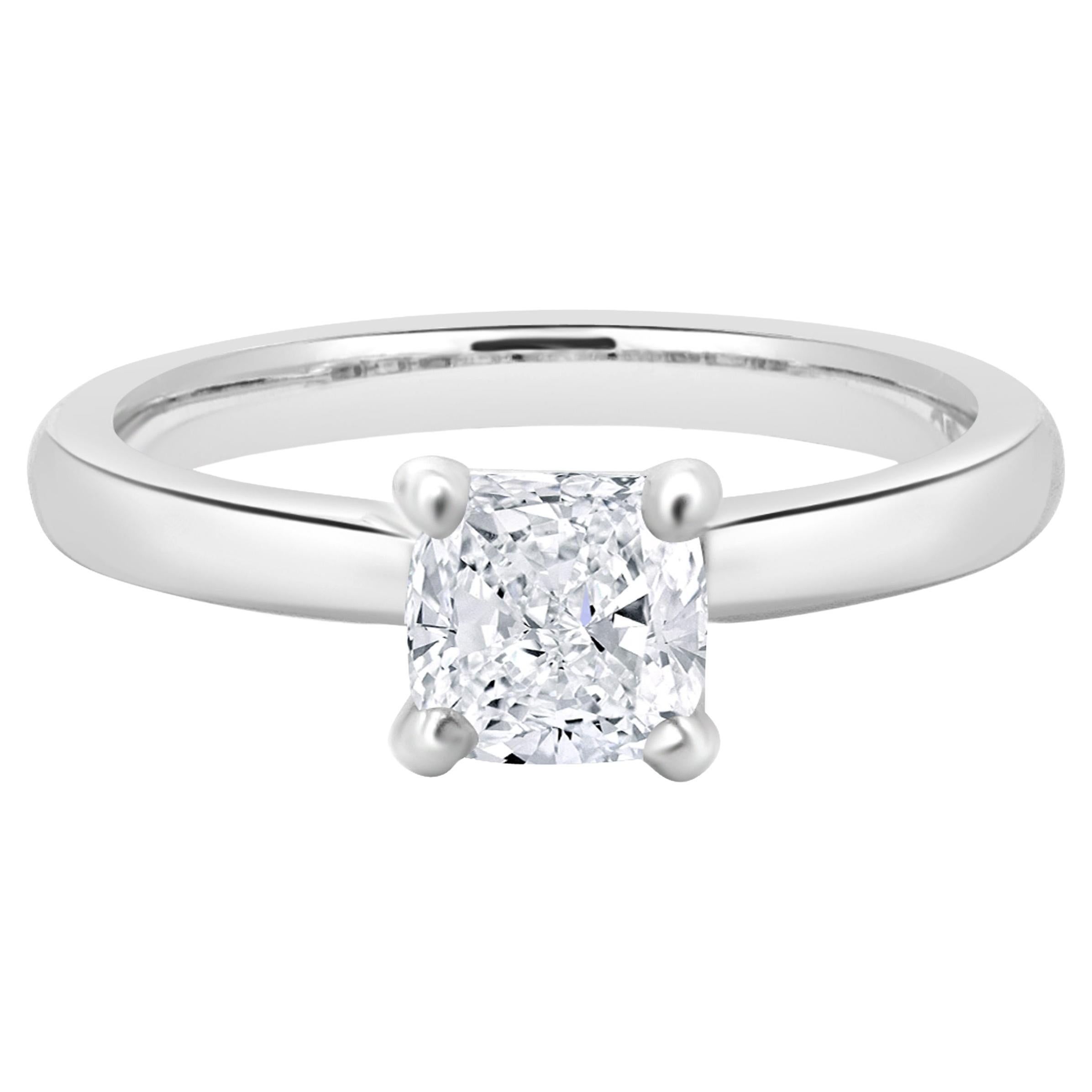 Platin Verlobungsring mit Diamant im Kissenschliff