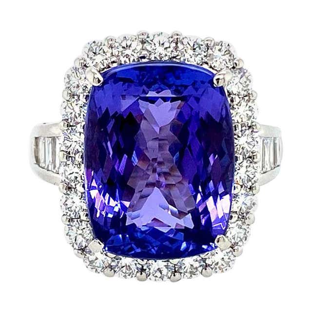 19.97 Carat Emerald Cut Blue Tanzanite and Diamond Ring For Sale at 1stDibs
