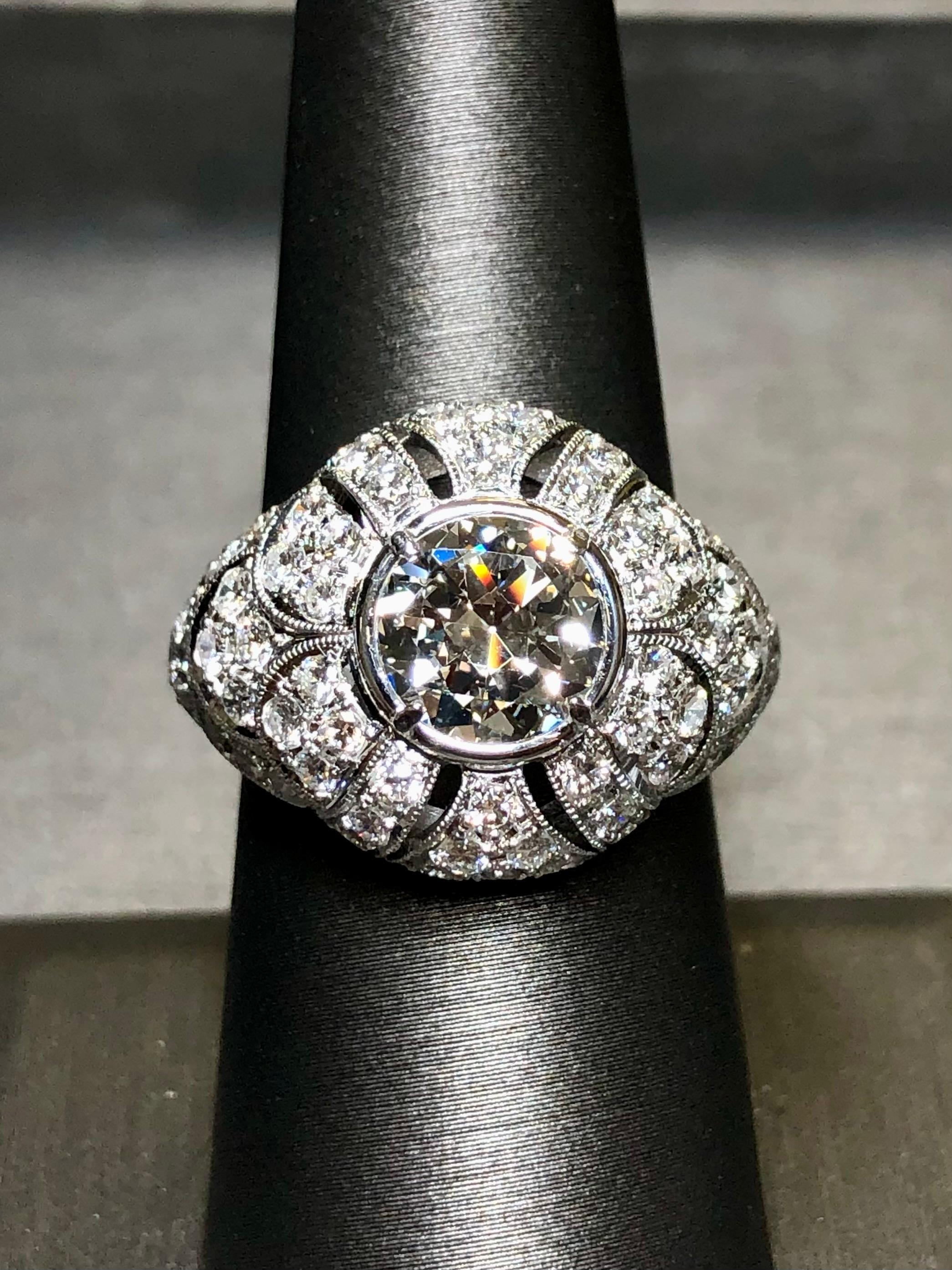 Platinum Deco Old European Diamond Scalloped Cocktail Ring 1.74ct G Vs2 GIA im Zustand „Hervorragend“ im Angebot in Winter Springs, FL