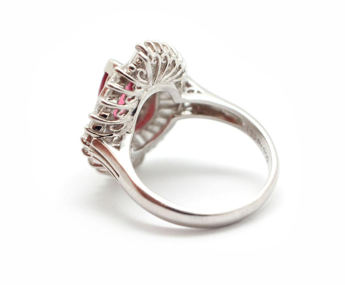 Platinum Diamond and 1.06 Carat Pink Sapphire Fashion Ring In New Condition In Scottsdale, AZ