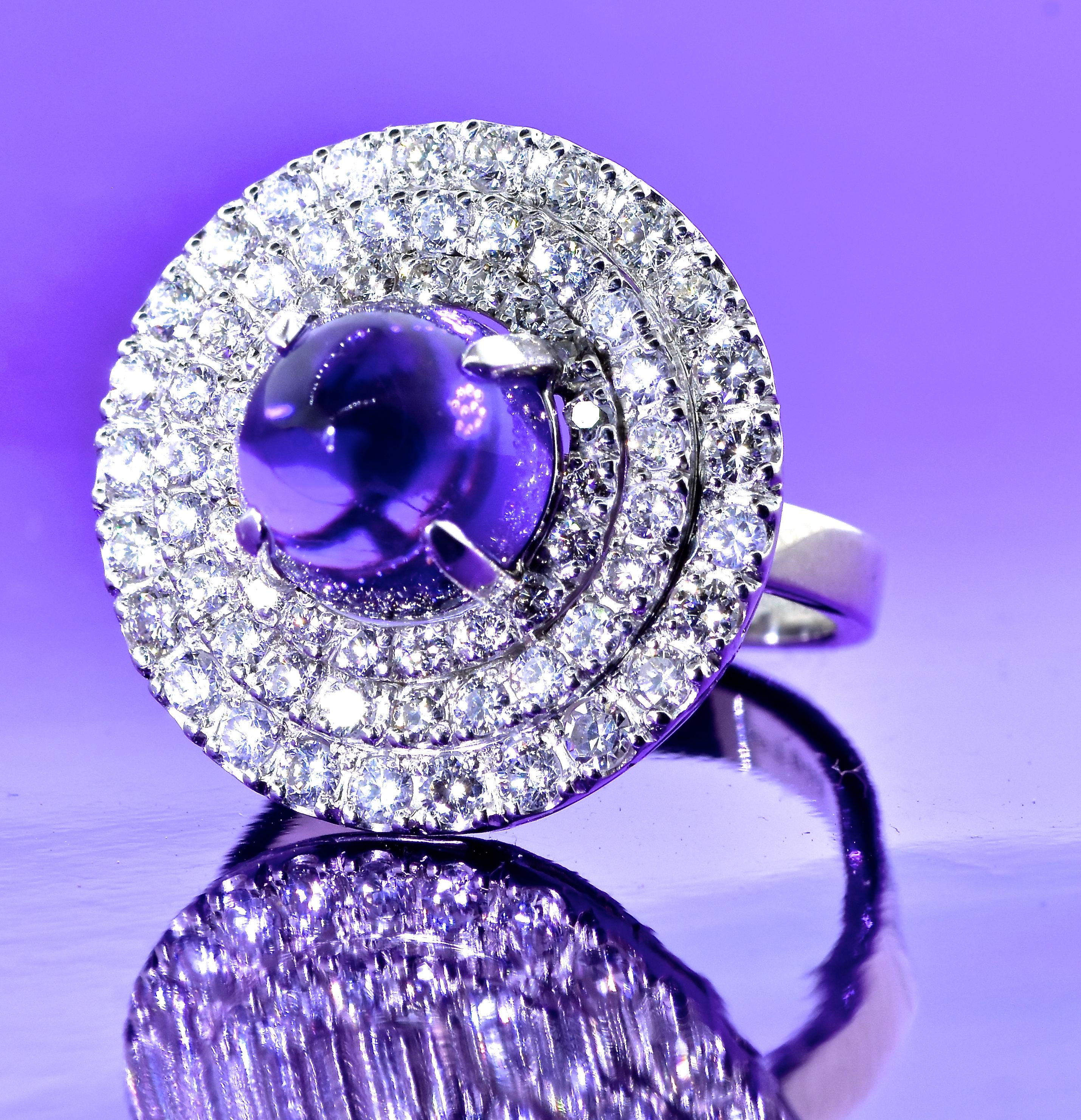 Platinum, Diamond and Amethyst Ring In Excellent Condition In Aspen, CO