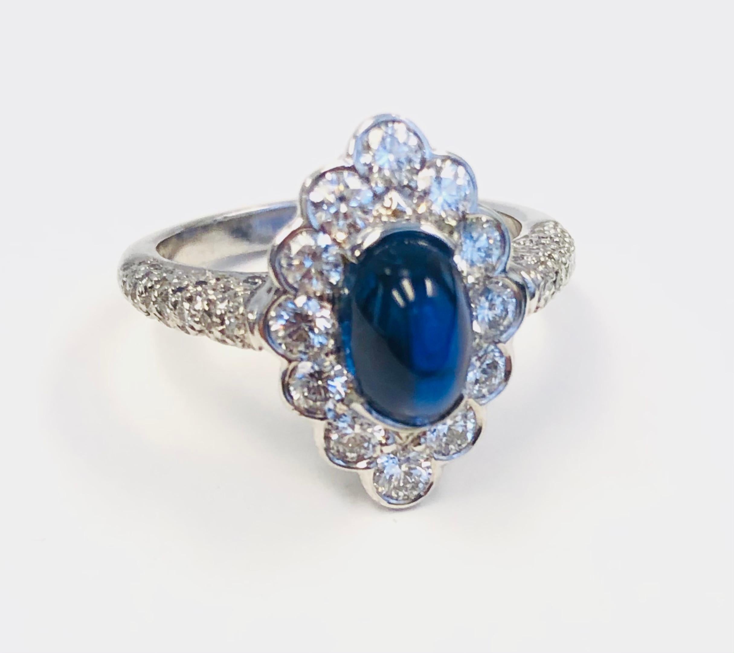 Platinum Diamond and 2.41 Carat Cabochon Sapphire  Ring For Sale 2