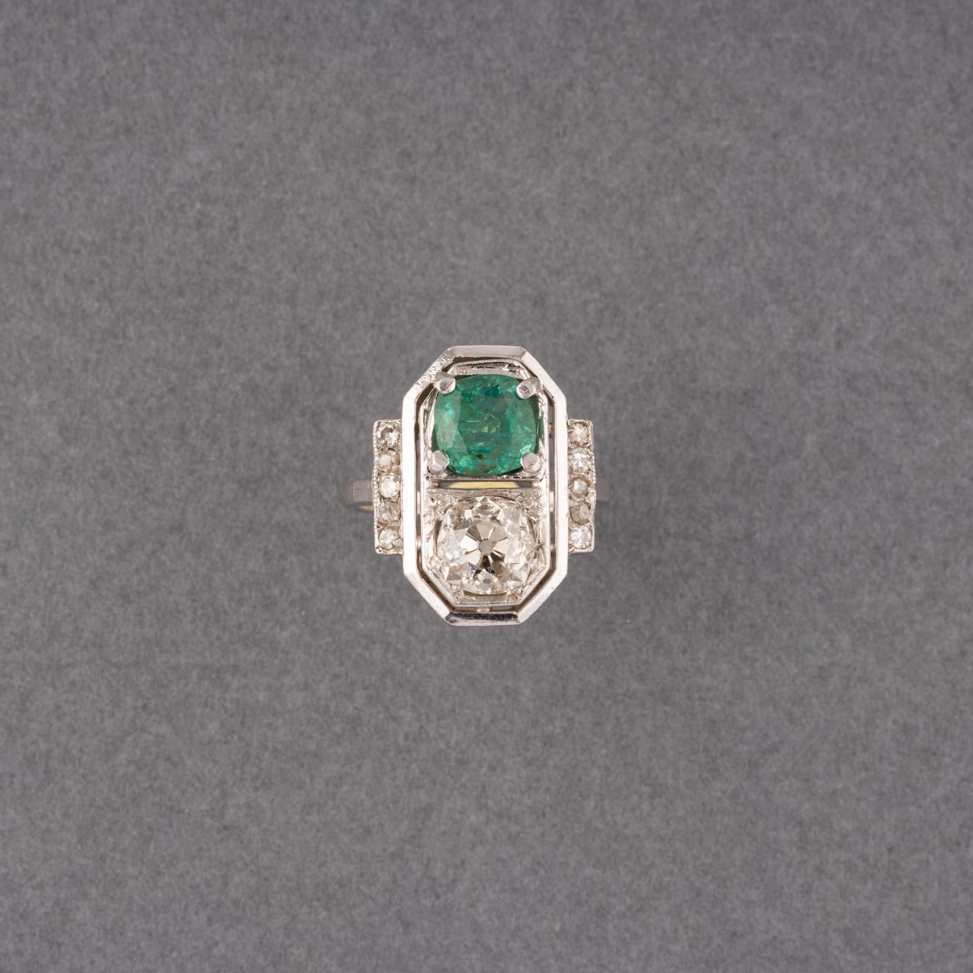 Women's Platinum Diamond and Emerald French Art Deco Ring For Sale