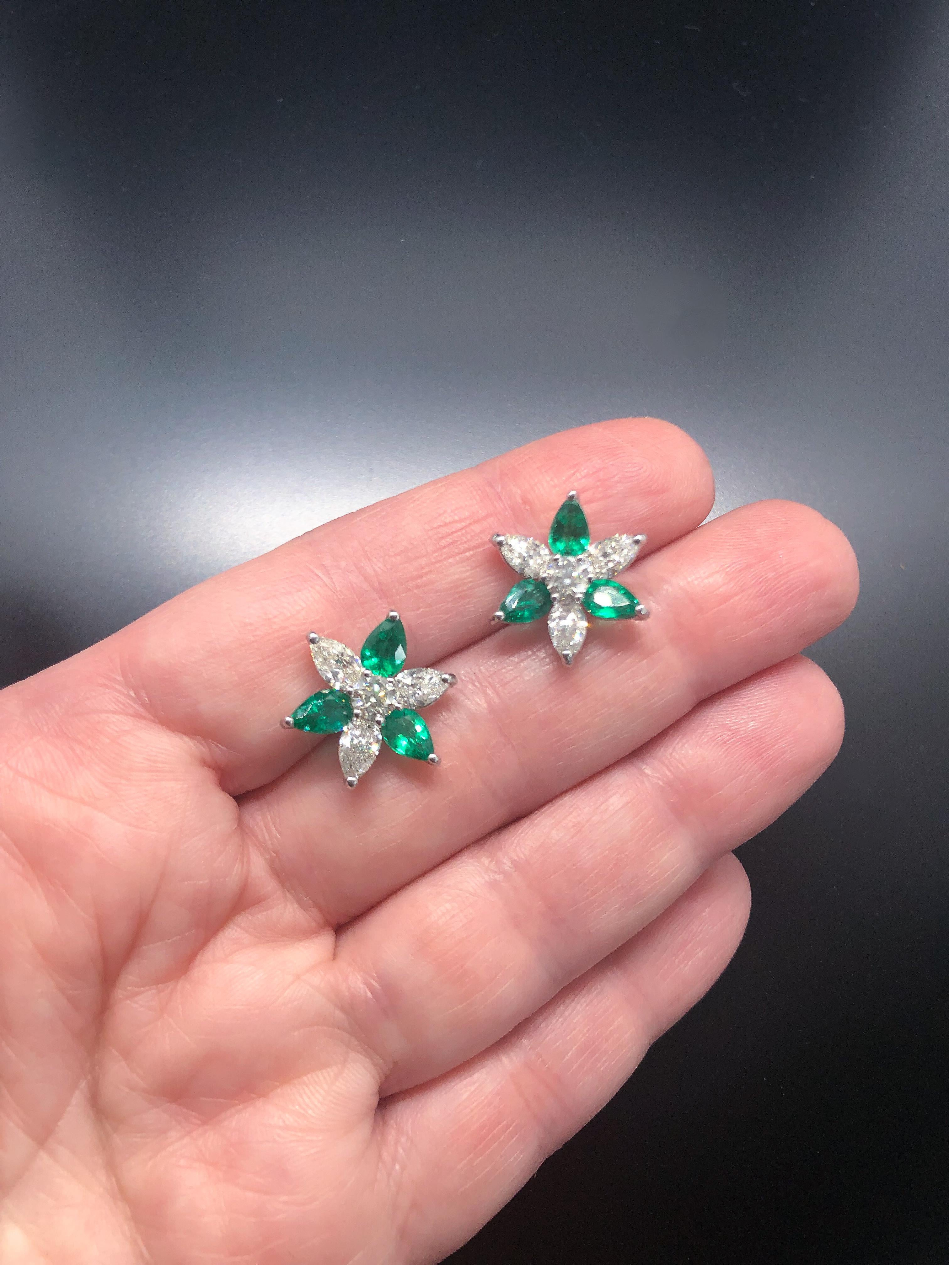 Platinum Diamond and Emerald Star Earrings For Sale 3