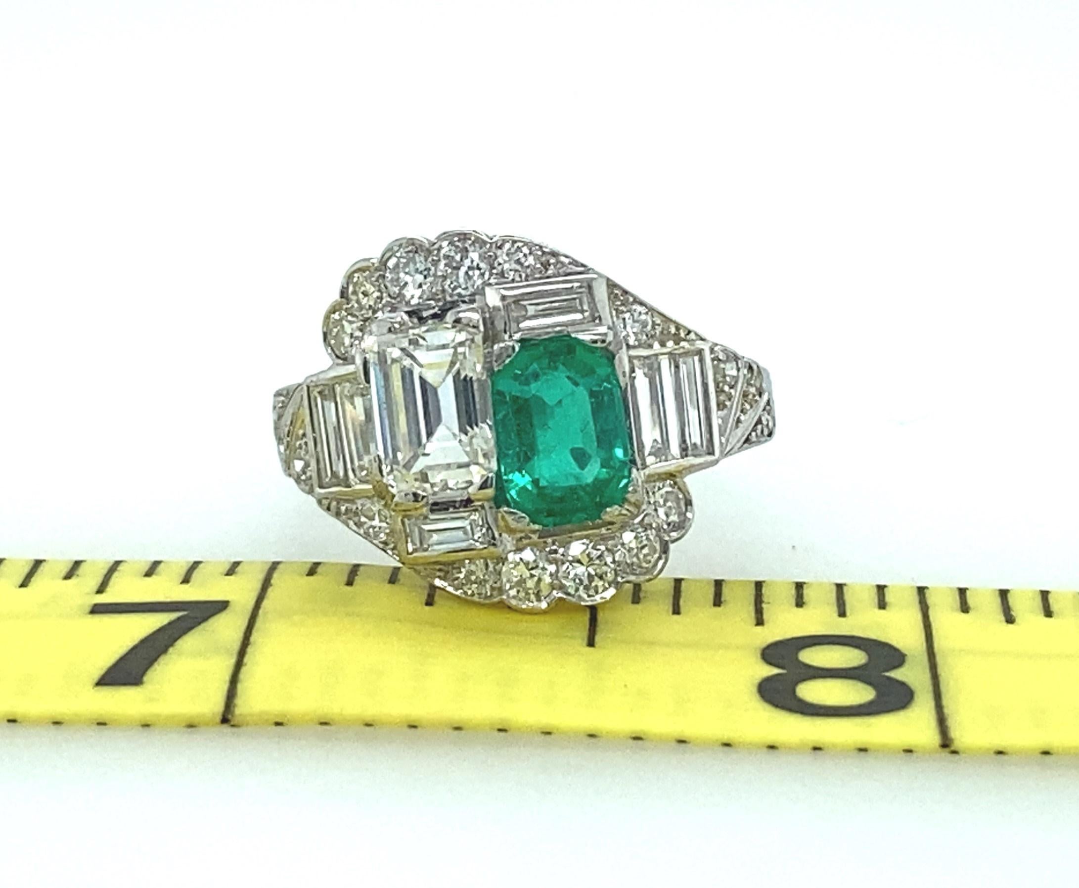 Women's or Men's Platinum Diamond and Emerald Toi Et Moi 1950s Ring