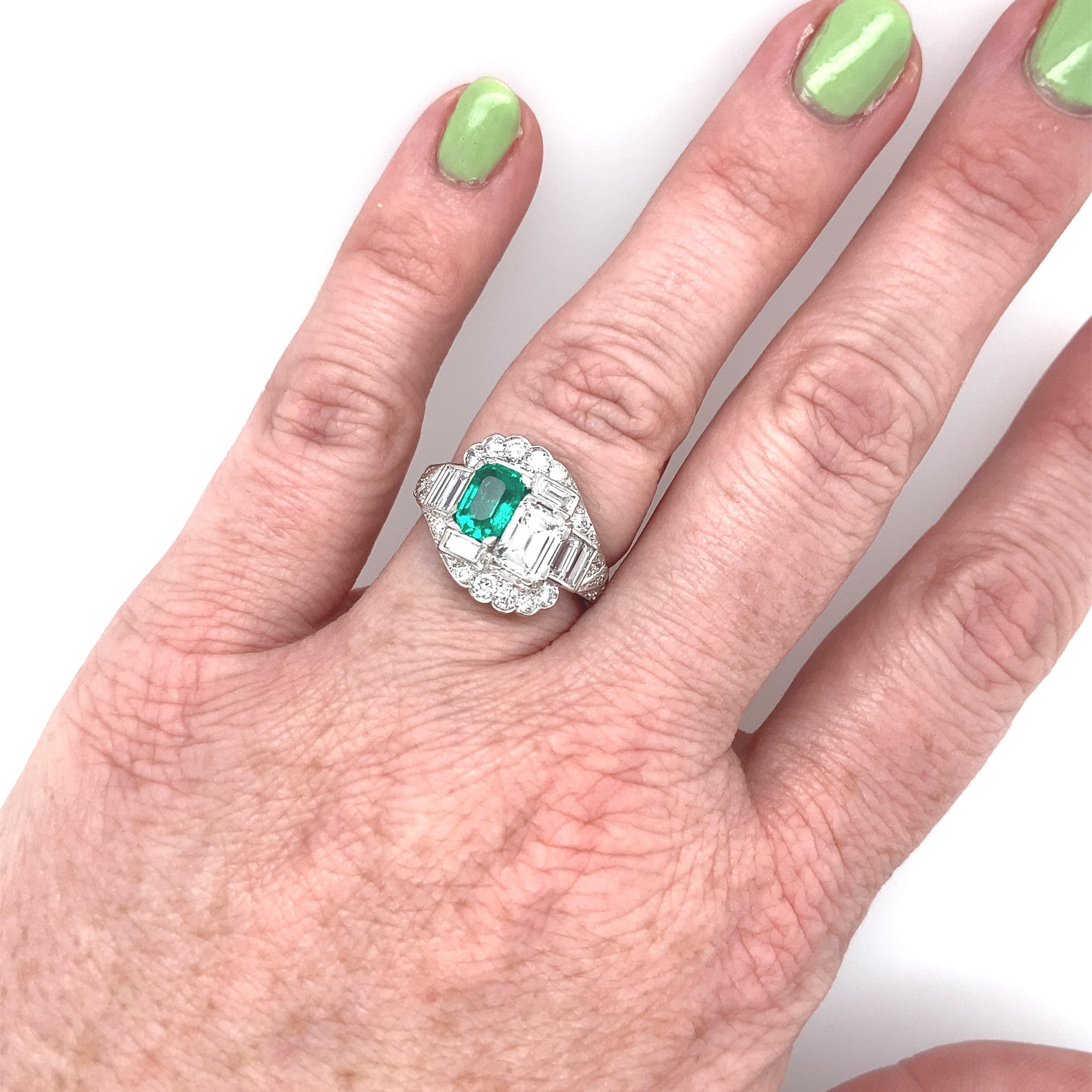 Platinum Diamond and Emerald Toi Et Moi 1950s Ring 2