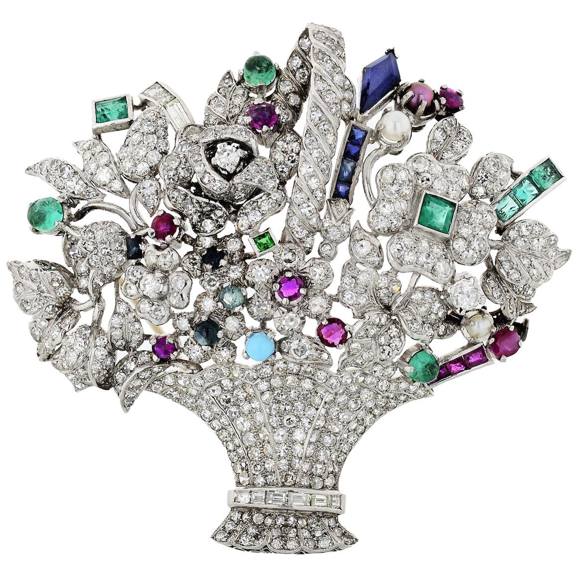 Brosche aus Platin mit Diamanten und Edelsteinen Blumenkorb 1950er Jahre