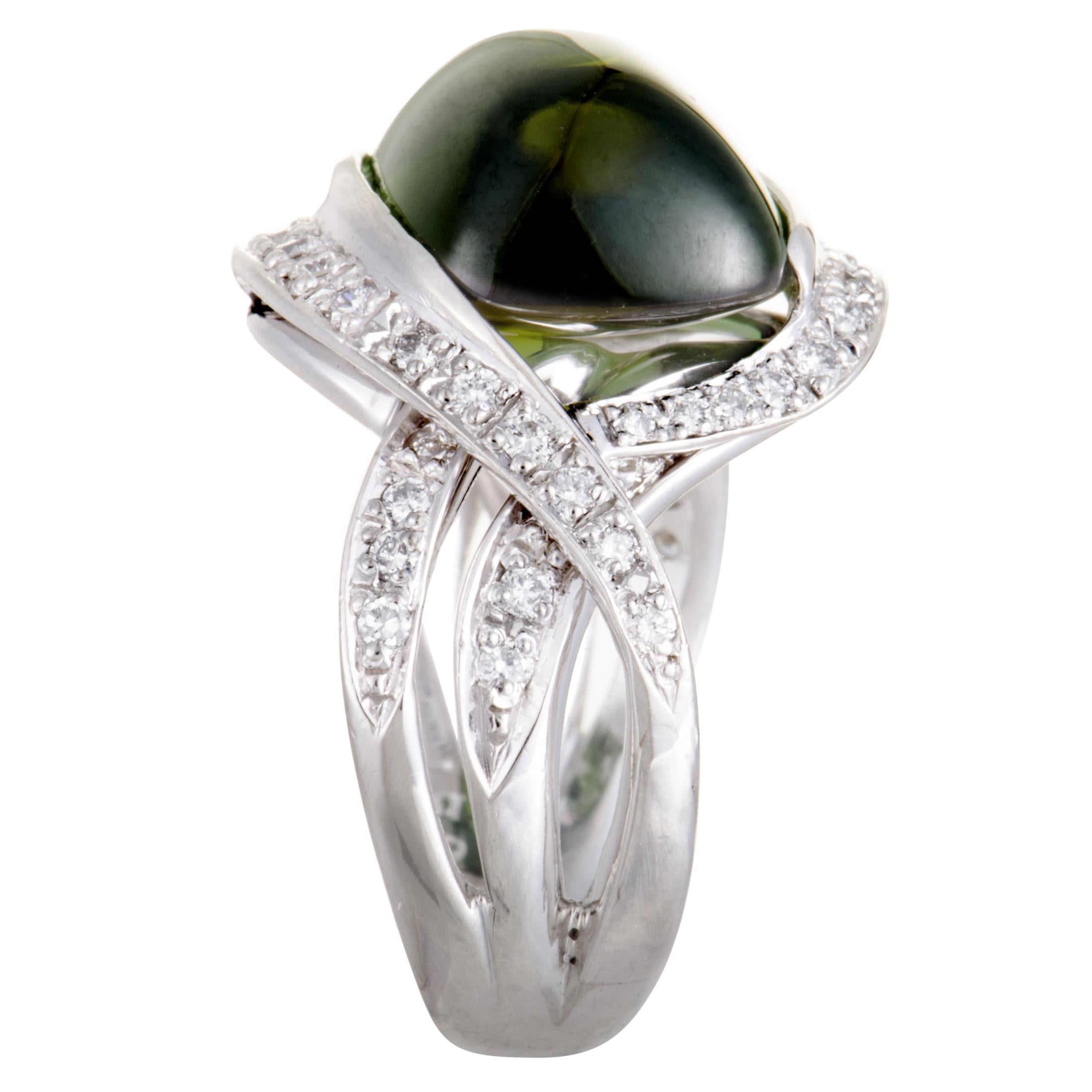 Platinum Diamond and Green Tourmaline Cabochon Ring In Excellent Condition In Southampton, PA