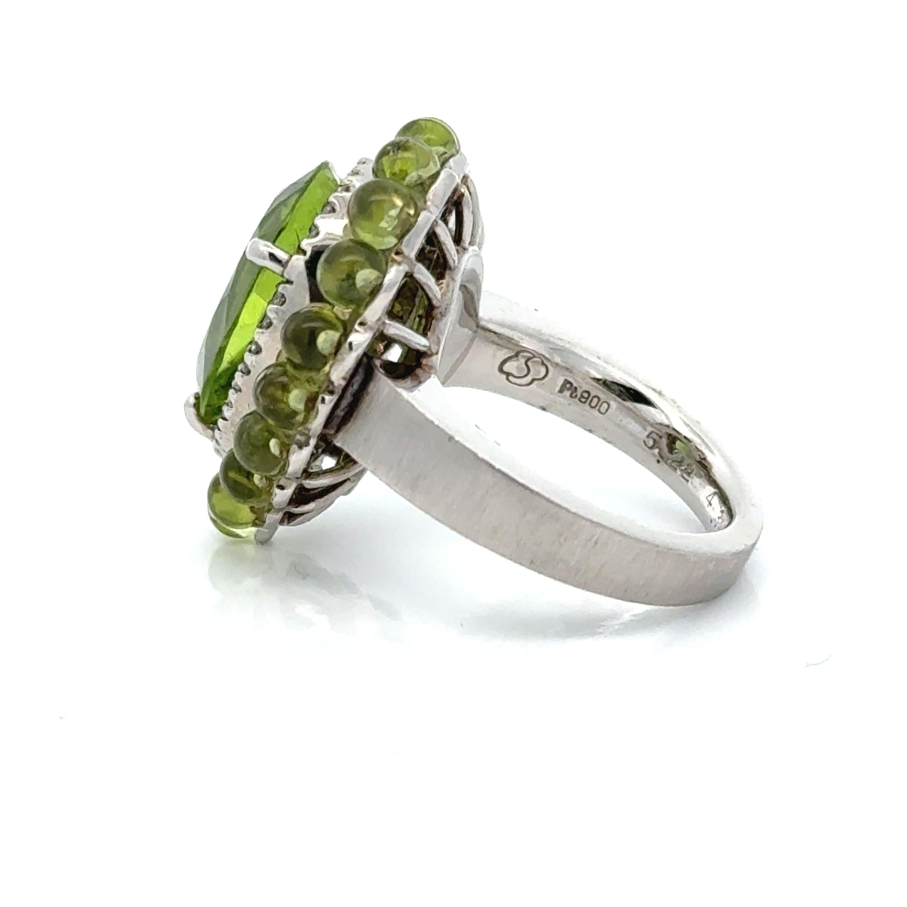 Anello cocktail in platino, diamanti e peridoto Estate In condizioni buone in vendita a Derby, NY