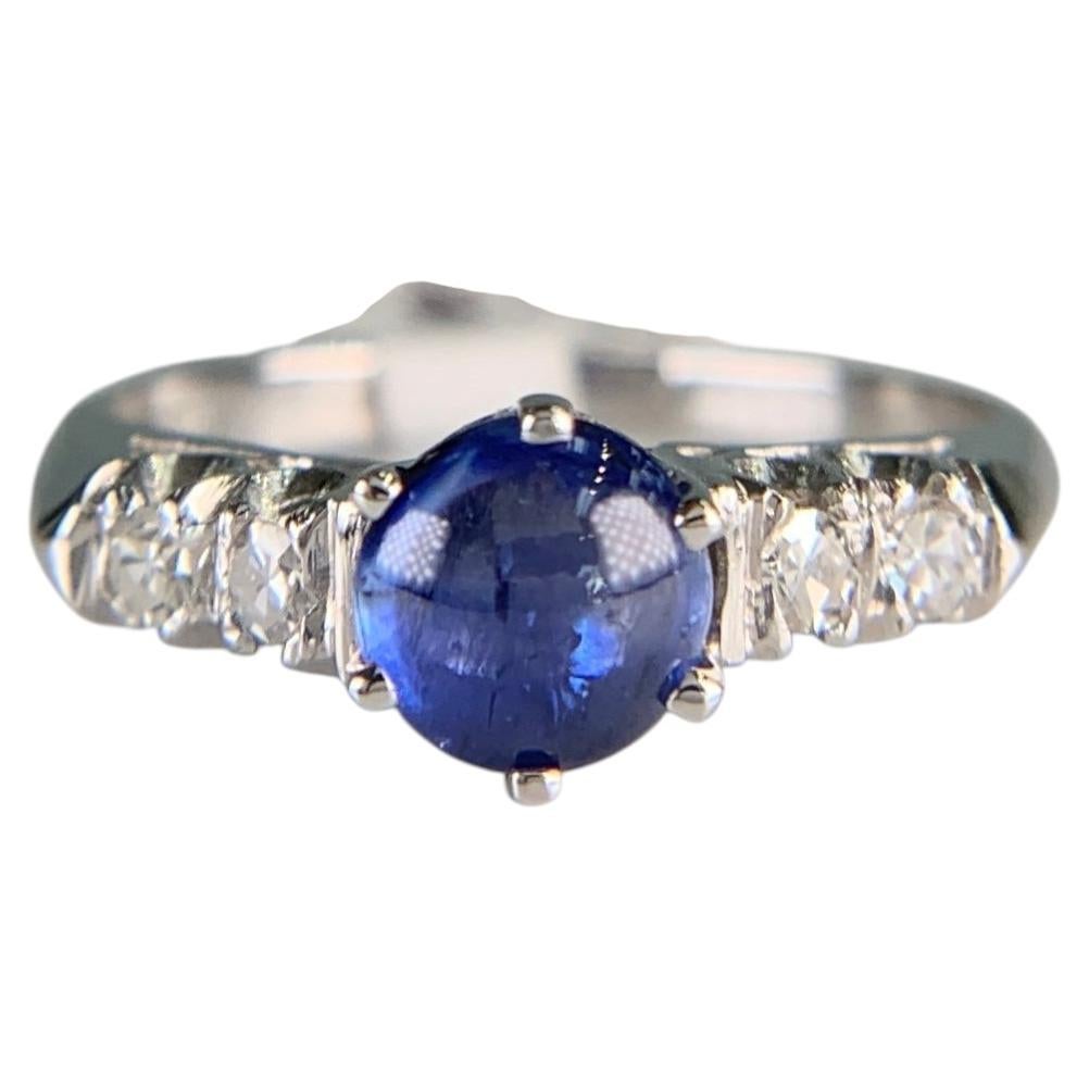 Platin Diamant und Saphir Cabochon Mid Century Ring