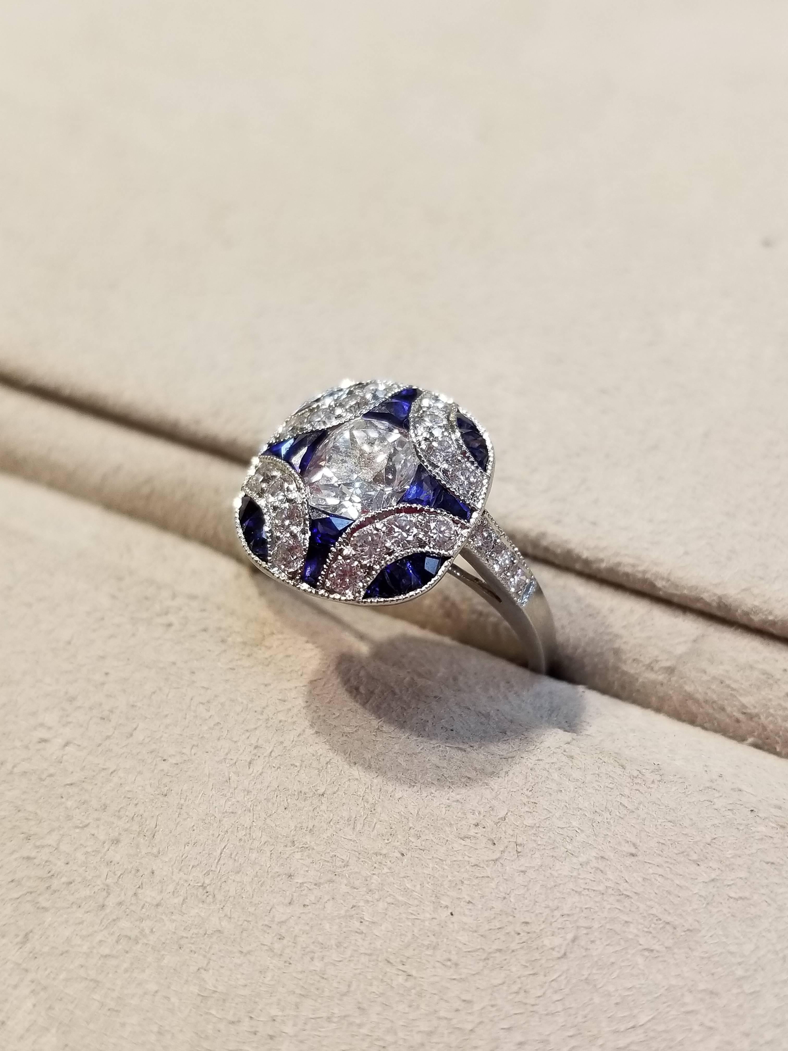Platinum Diamond and Sapphire Ring In Excellent Condition For Sale In Santa Fe, NM