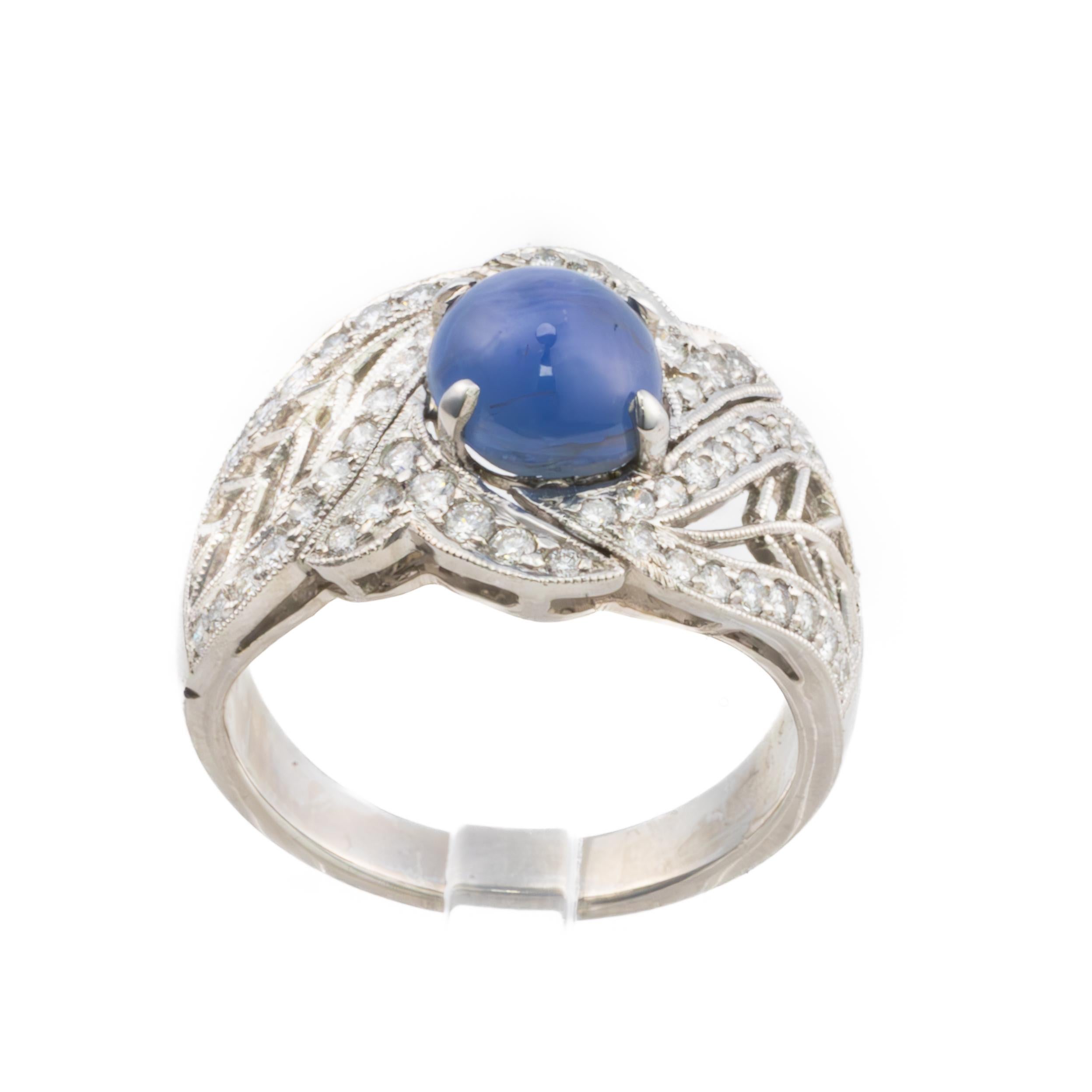 Platin Diamant und Sternsaphir offener filigraner Ring (Retro) im Angebot