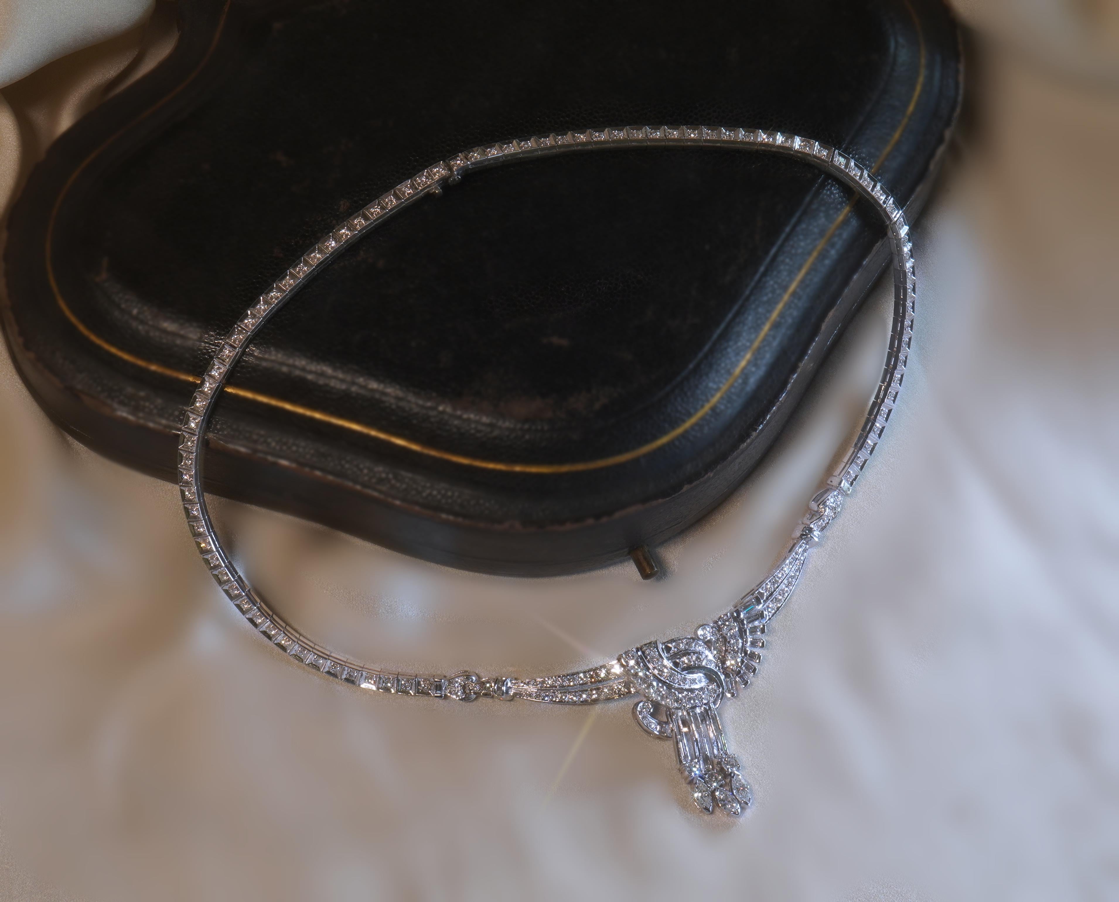 Collar Antiguo de Diamantes en Platino GIA Gargantilla Deco VS Vintage ¡Enorme 9,57 Quilates! en Excelente estado para la venta en Sylvania, GA