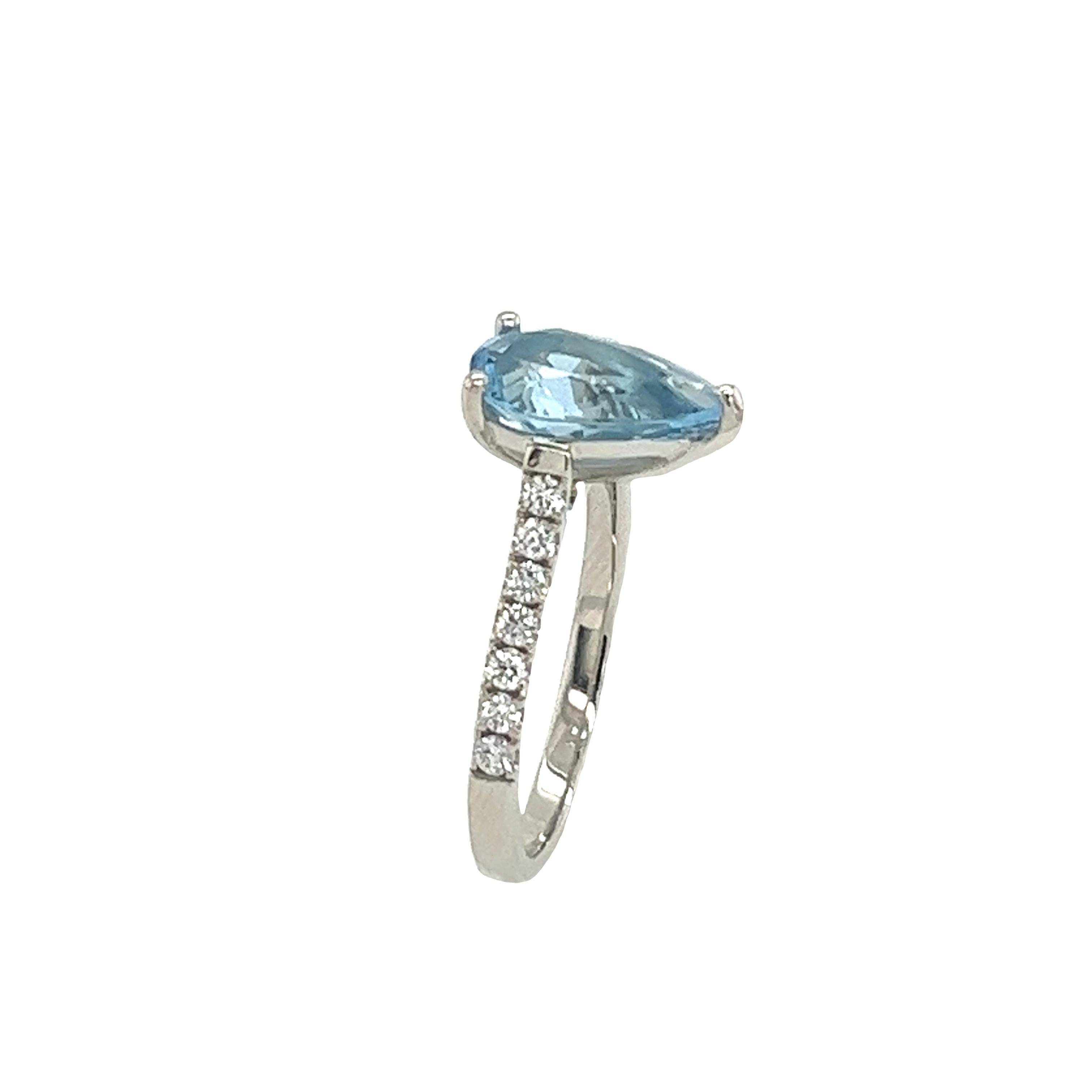 Platinum Diamond & Aquamarine Ring Set with 1.52ct Pear Shape Aquamarine For Sale 1