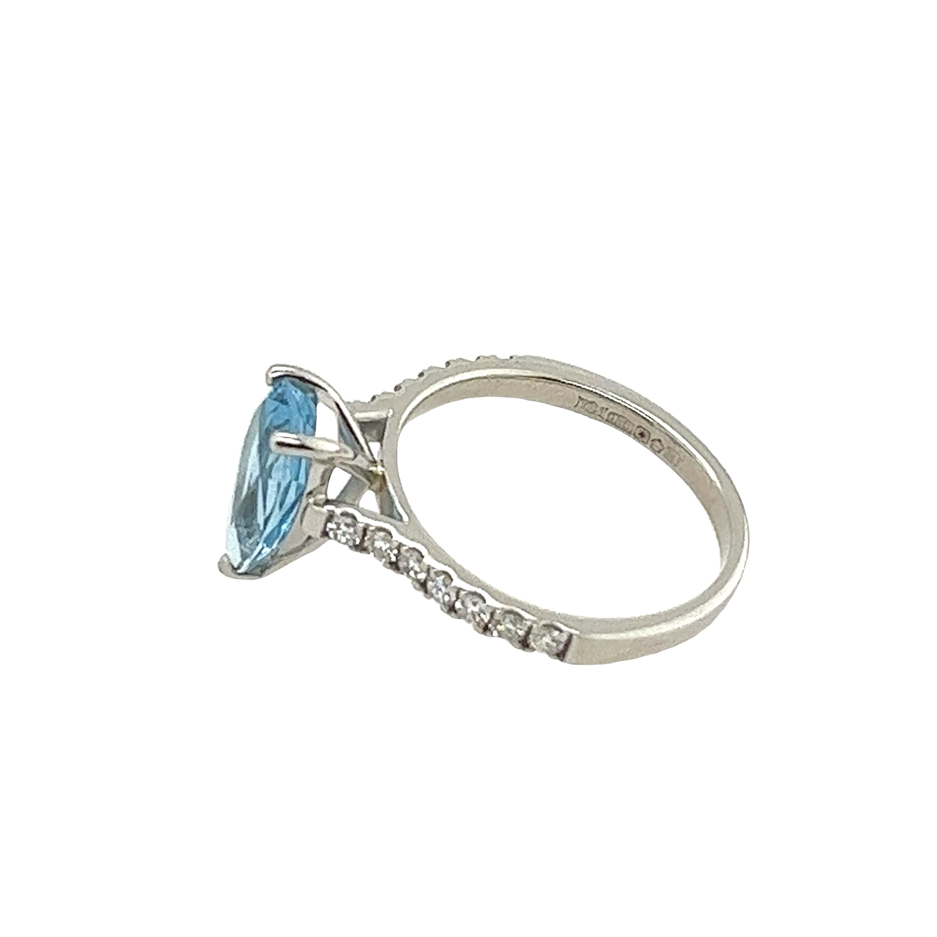 Platinum Diamond & Aquamarine Ring Set with 1.52ct Pear Shape Aquamarine For Sale 2