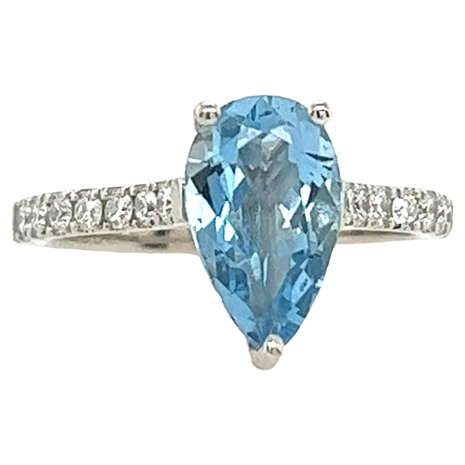 Platinum Diamond & Aquamarine Ring Set with 1.52ct Pear Shape Aquamarine For Sale