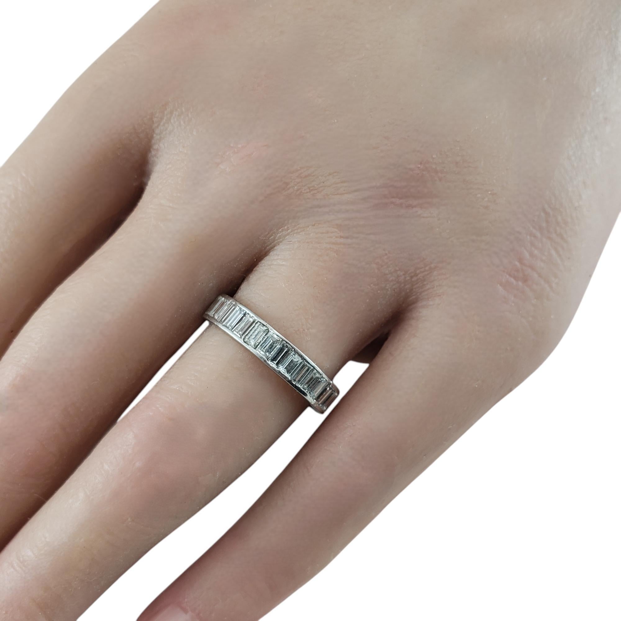Platinum Diamond Baguette Cut Eternity Band Size 7.25 #19849 en vente 1