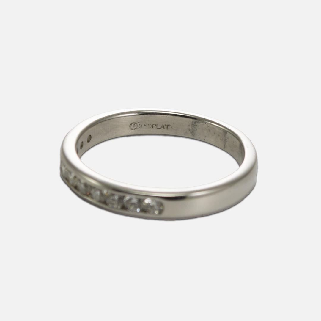 Women's or Men's Platinum Diamond Band 0.50ct For Sale