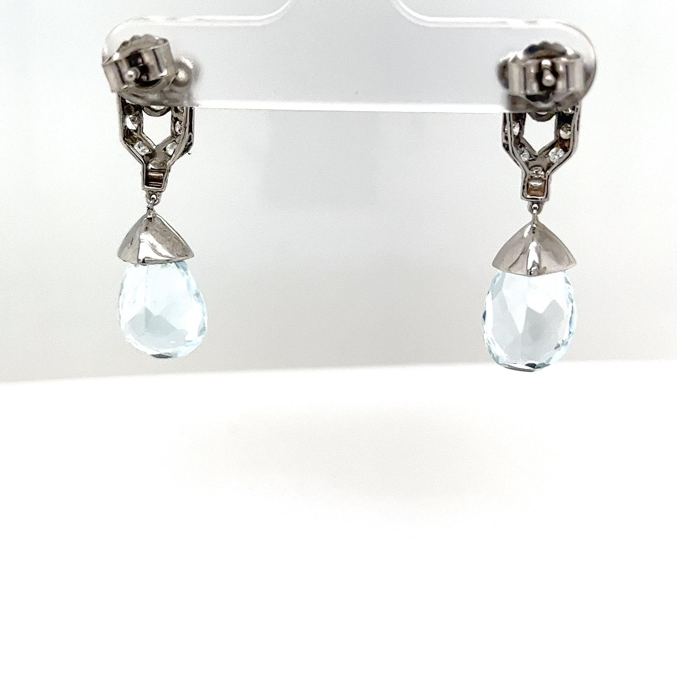 Orecchini in platino con diamanti e topazio blu in vendita 1