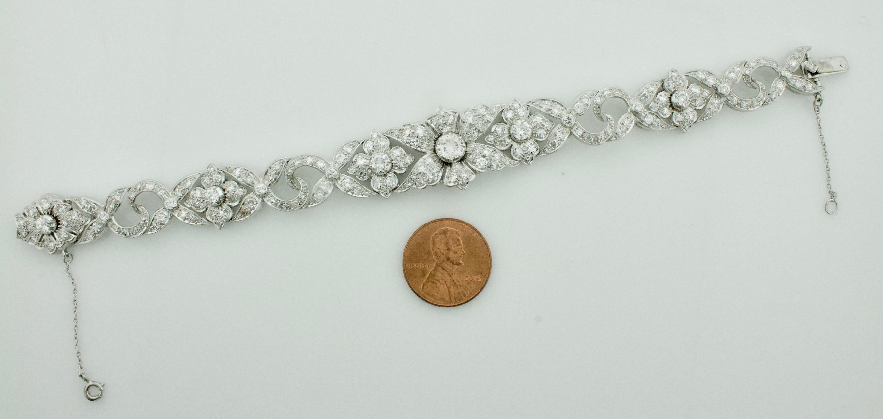 Round Cut Platinum Diamond Bracelet circa 1940s 4.40 Carat
