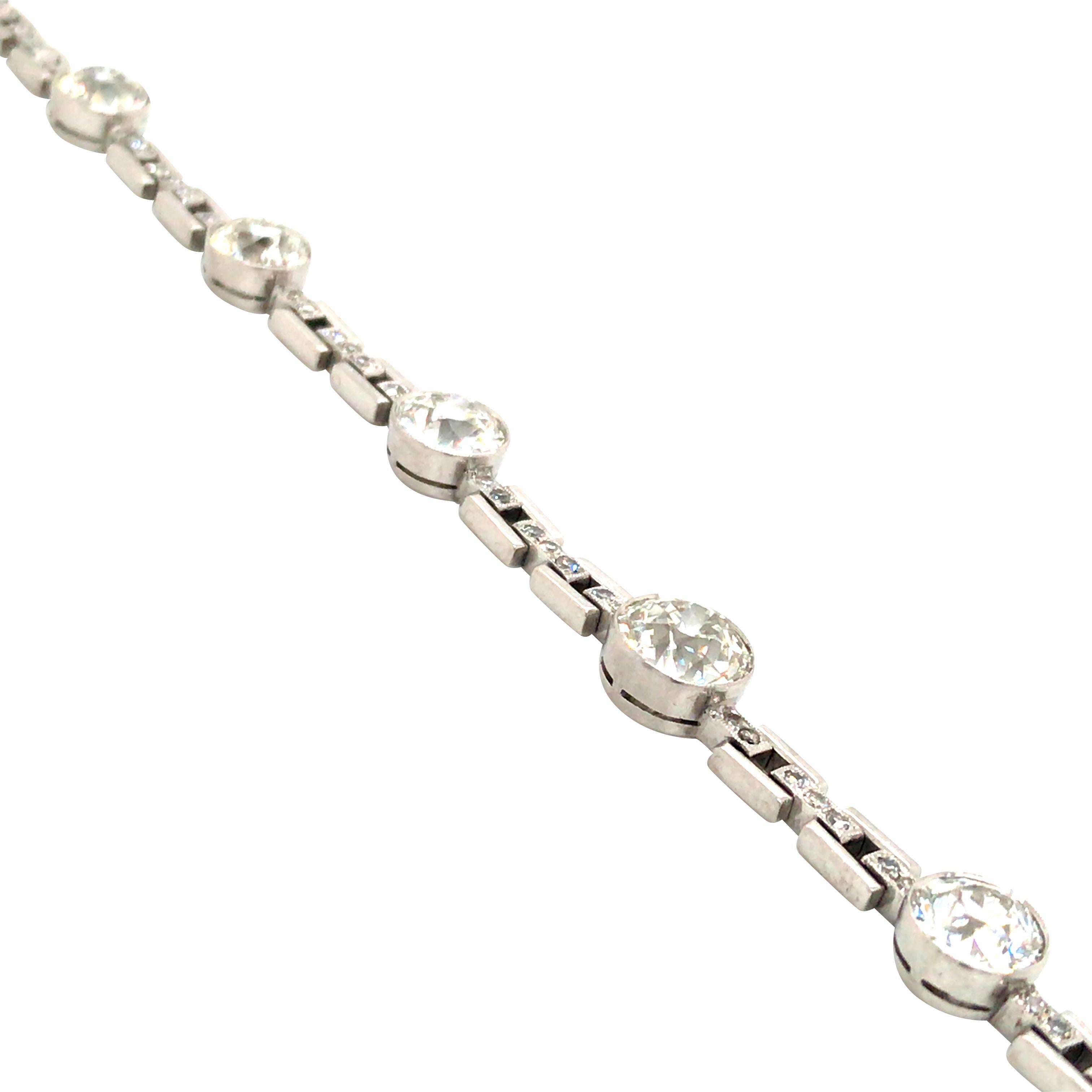 Pulsera de diamantes en platino Corte europeo antiguo en venta