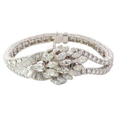 Montre bracelet en platine avec diamants