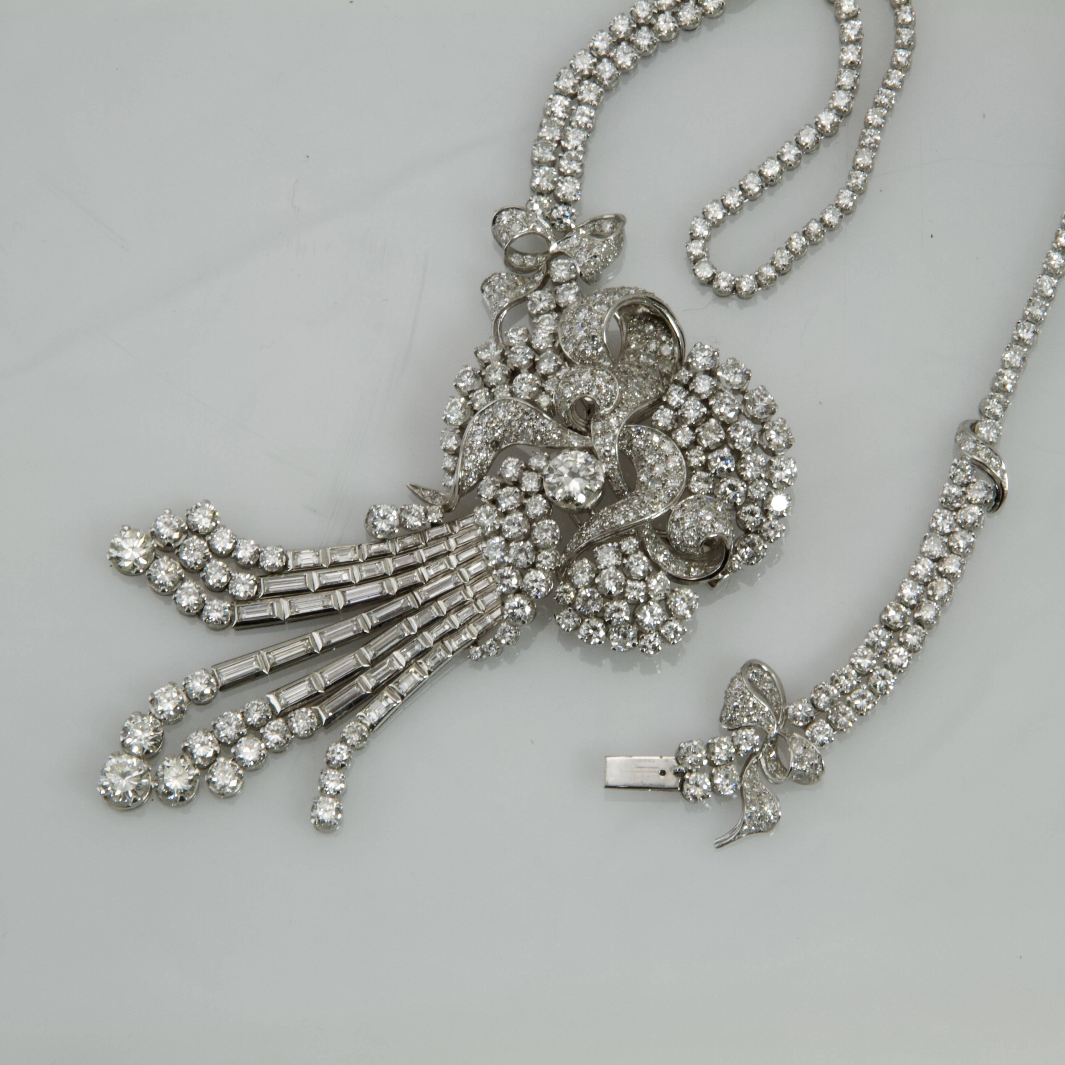 Diamond Platinum Brooch Necklace In Excellent Condition In Paris, FR