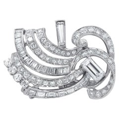 Platinum Diamond Brooch Featuring 5.15ct of Baguettes and Round Diamonds