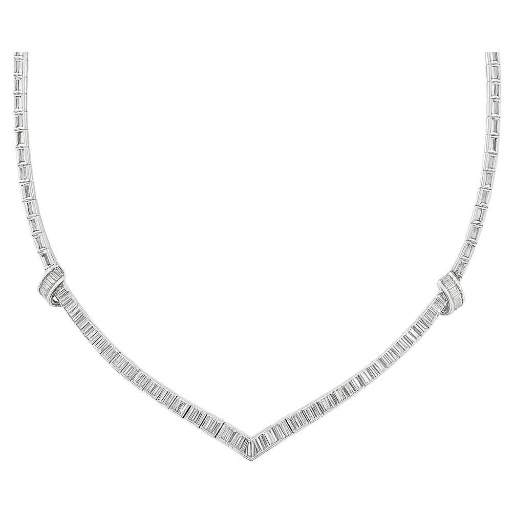 Collana con diamanti in platino, 12 carati VS-F Baguette in vendita