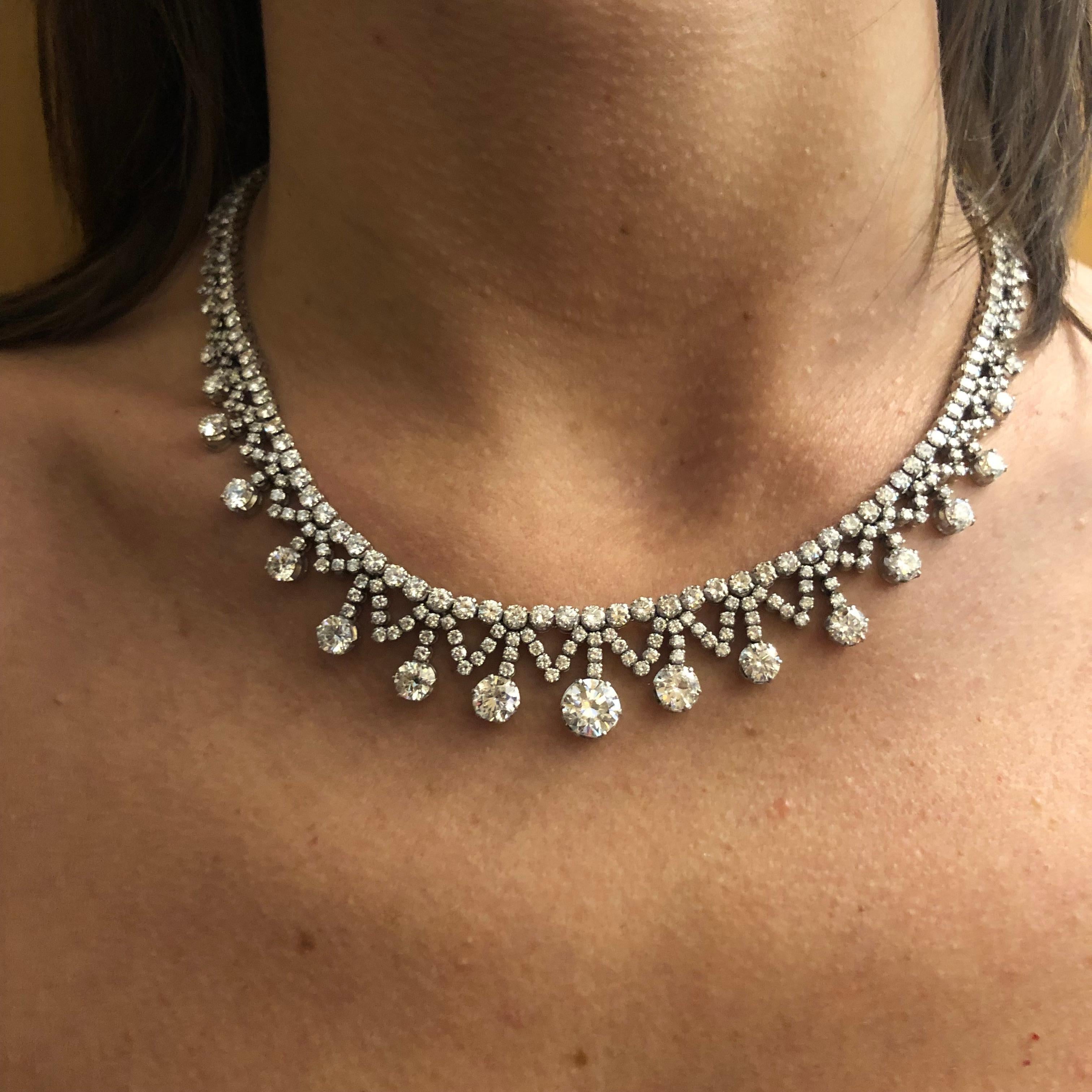 Collana girocollo con diamanti in platino in vendita 3