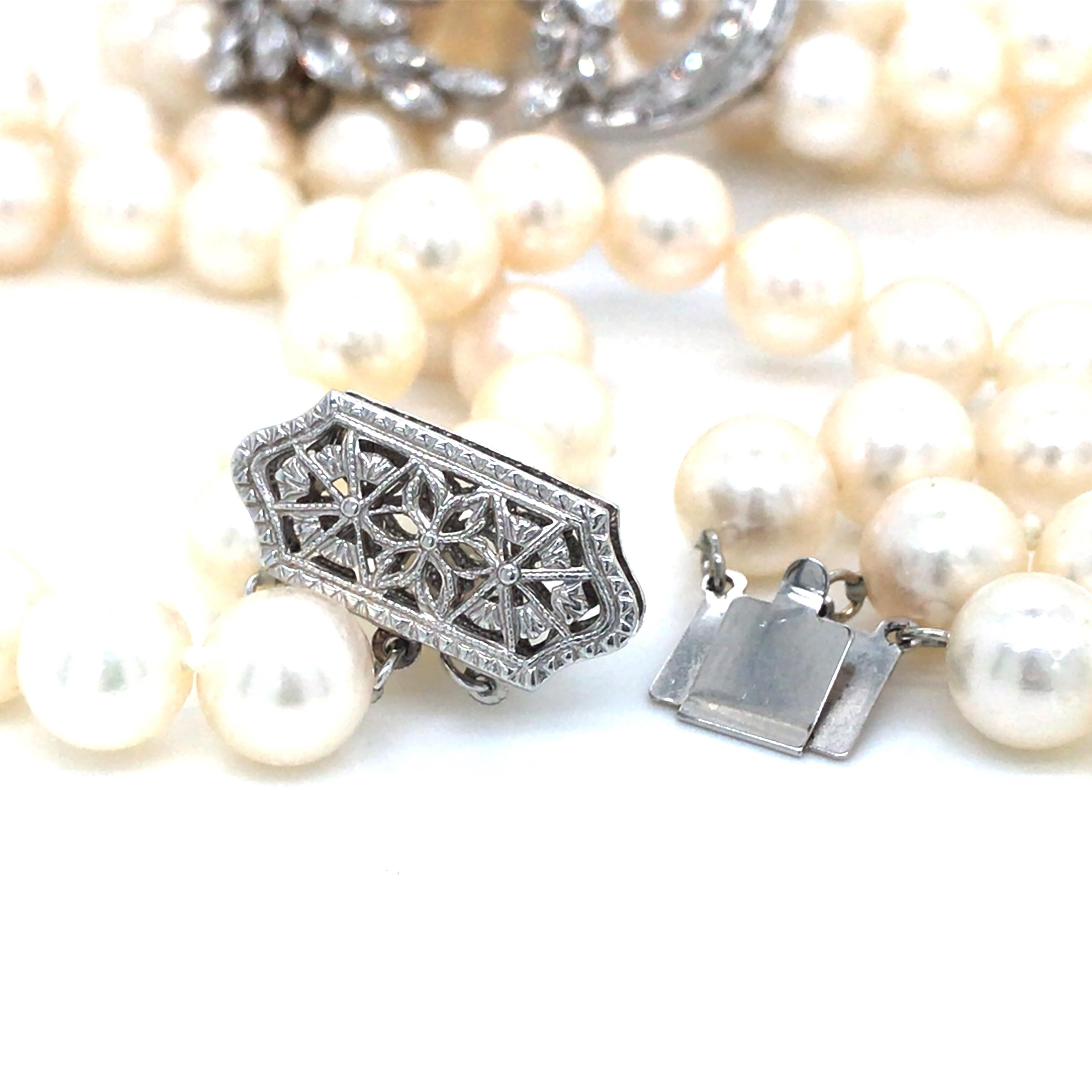 Round Cut Platinum Diamond Clasp '3' Strand Pearl Choker Necklace For Sale