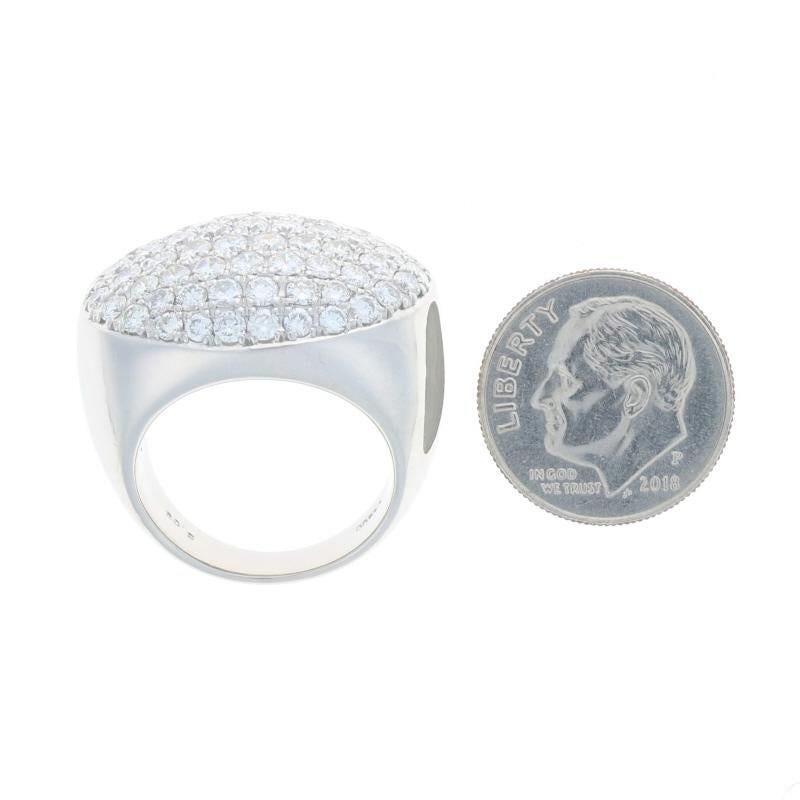 Women's Platinum Diamond Cluster Cocktail Ring - 900 Round Brilliant Cut 3.06ctw For Sale
