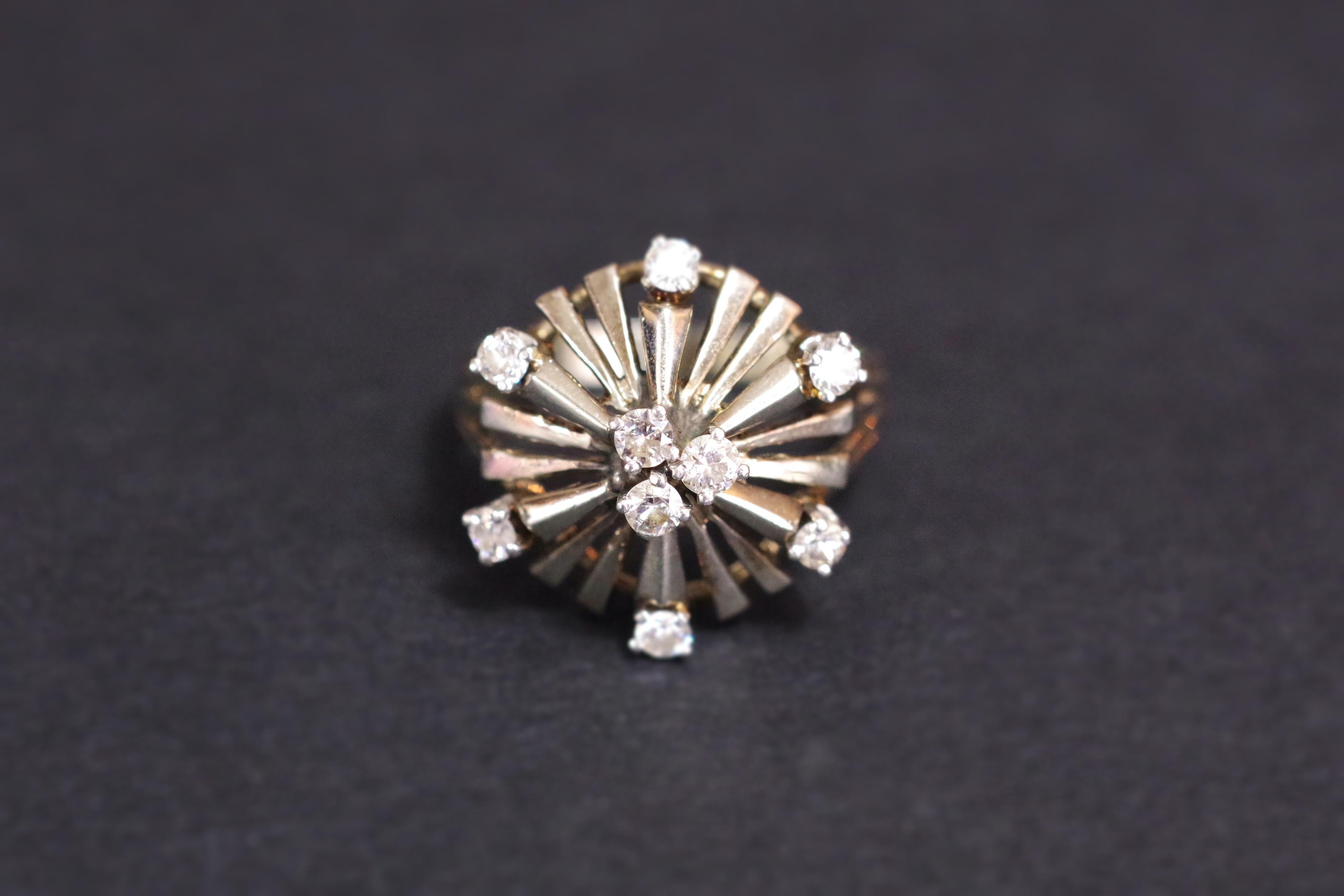 Retro Platinum diamond cluster ring For Sale
