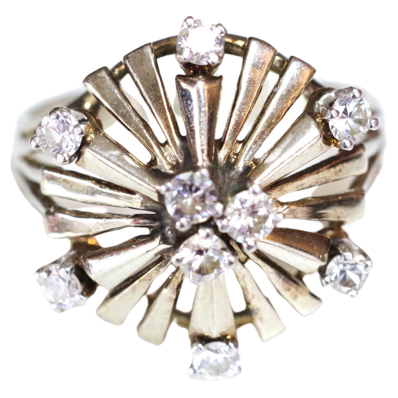 Platinum diamond cluster ring For Sale