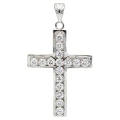 Vintage Platinum Diamond Cross Pendant – Elegant and Timeless