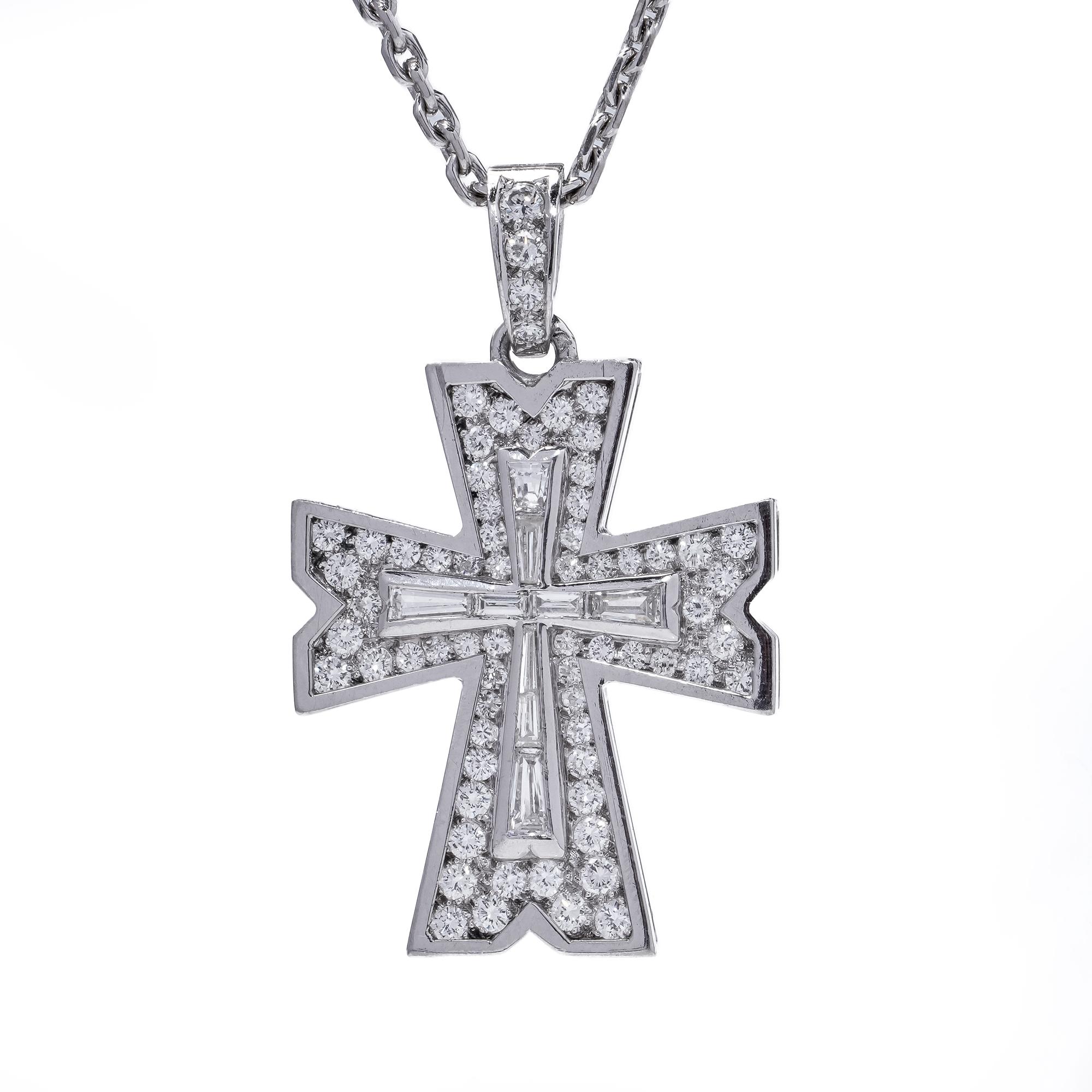 Brilliant Cut Platinum diamond cross pendant with 18kt gold chain For Sale