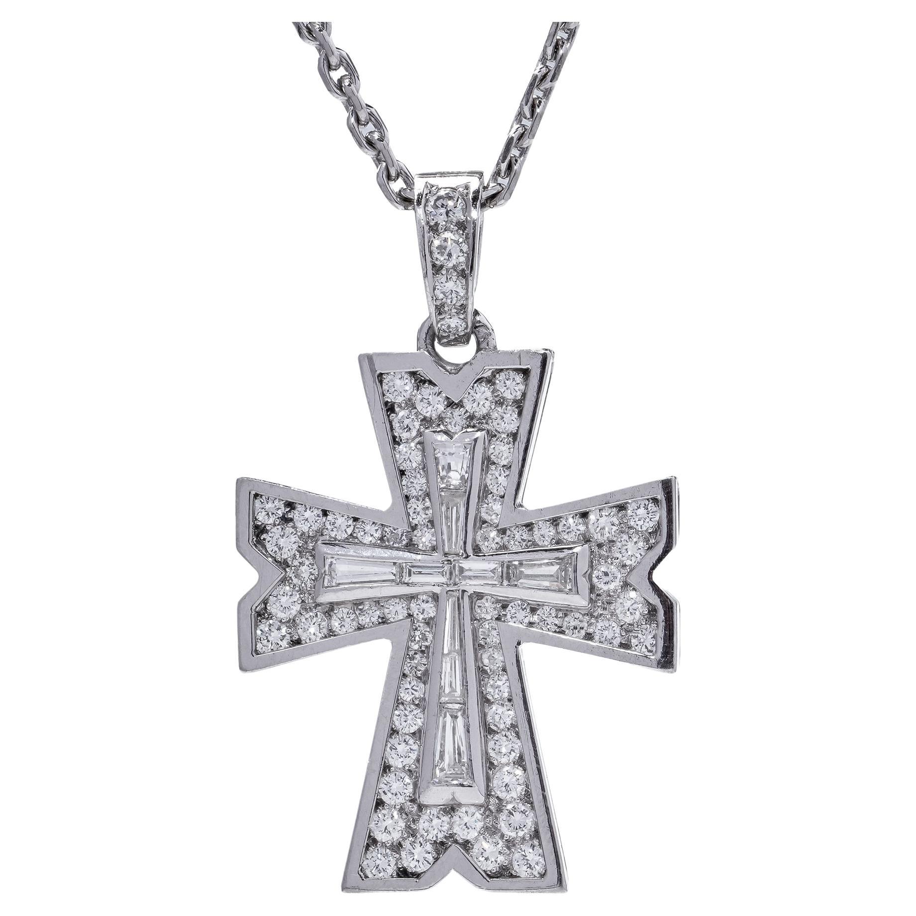 Platinum diamond cross pendant with 18kt gold chain For Sale