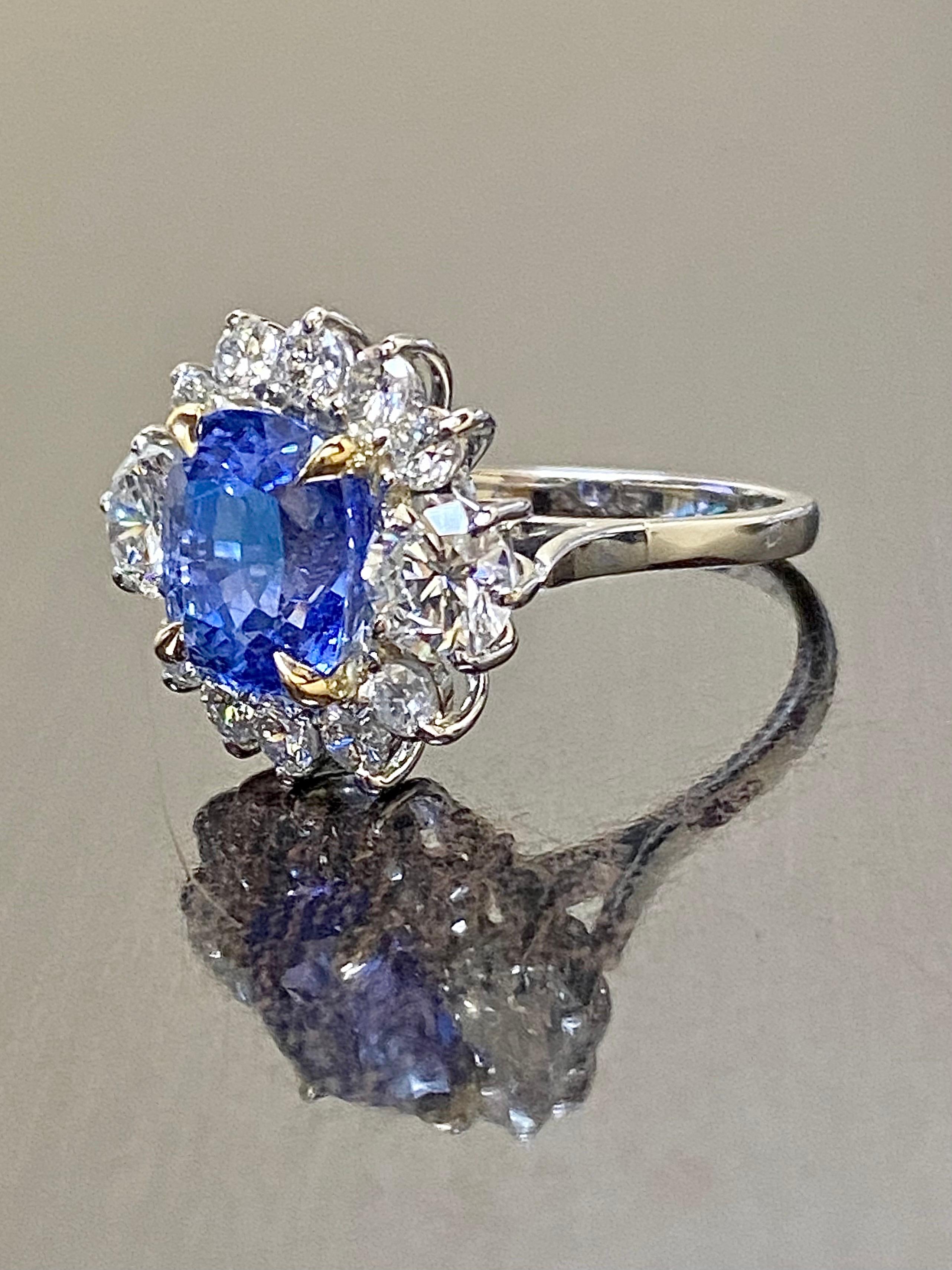 Platinum Diamond Cushion Cut GIA Certified 4.71 No Heat Blue Sapphire Ring For Sale 5