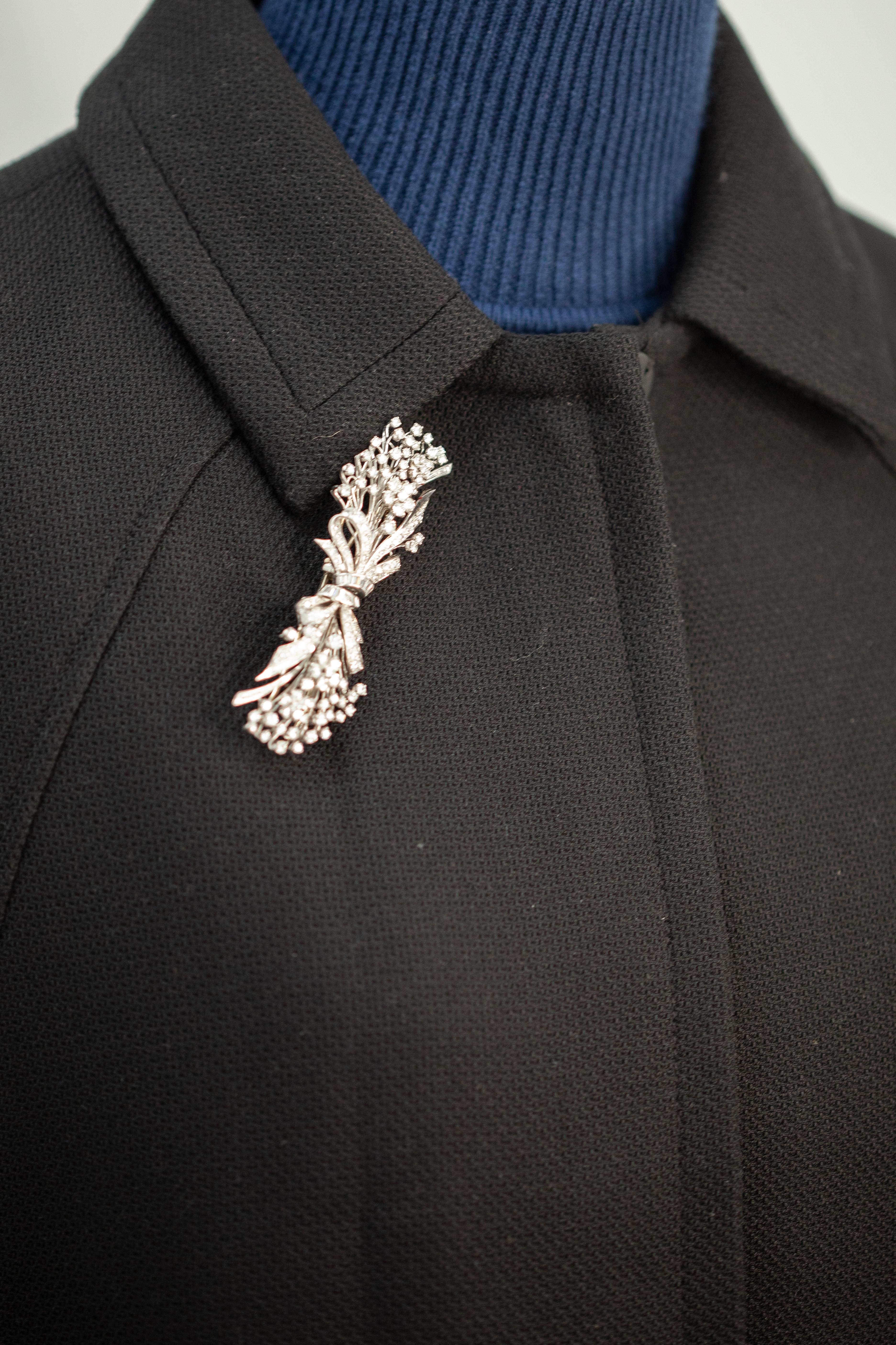 Platin Diamant Duette Clip-Brosche (Rundschliff) im Angebot