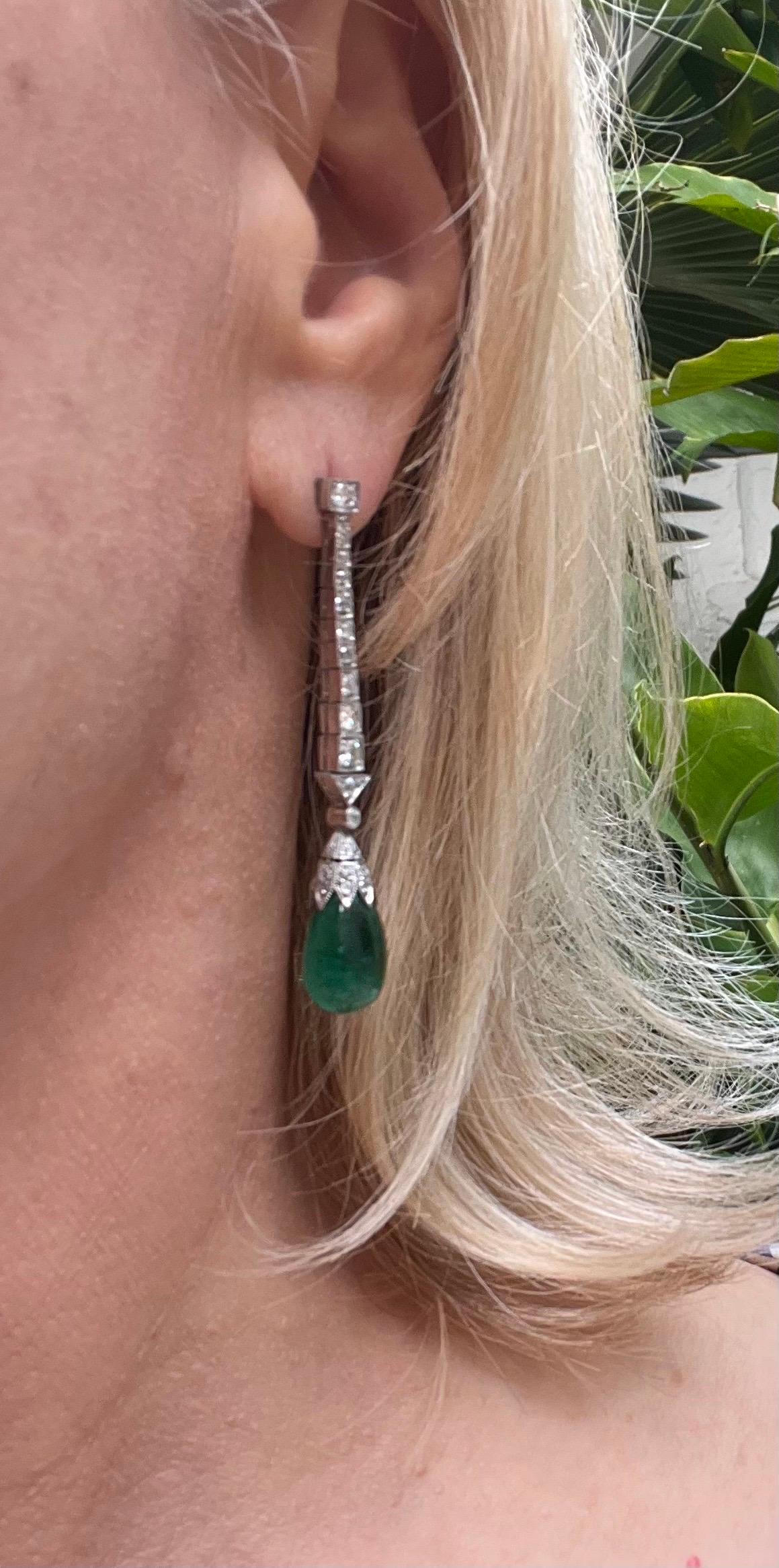 Platinum Diamond Emerald Bead Drop Earrings Pour femmes en vente