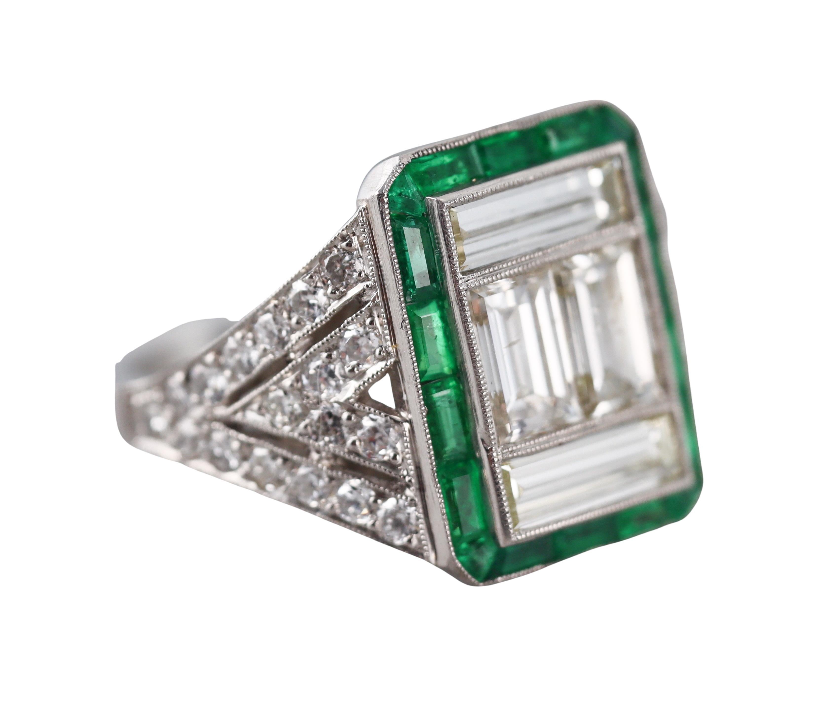 Women's Platinum Diamond Emerald Ring For Sale