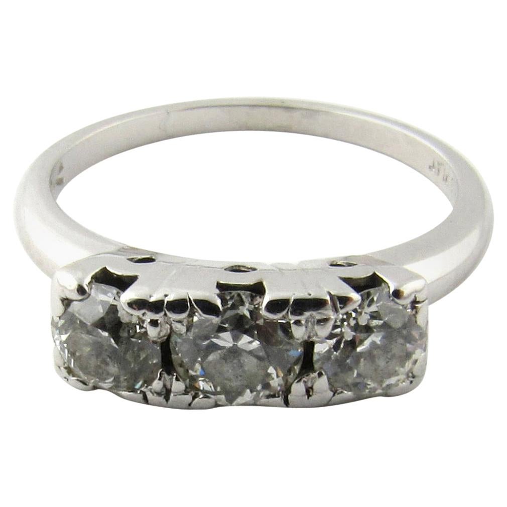 Platinum Diamond Wedding Ring Set For Sale at 1stdibs