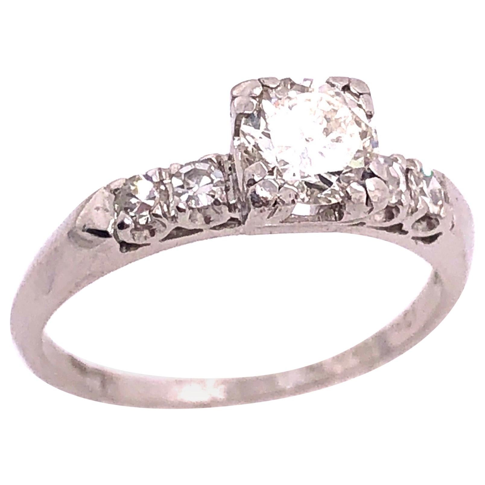 Platinum Diamond Engagement Ring 0.85 Total Diamond Weight For Sale