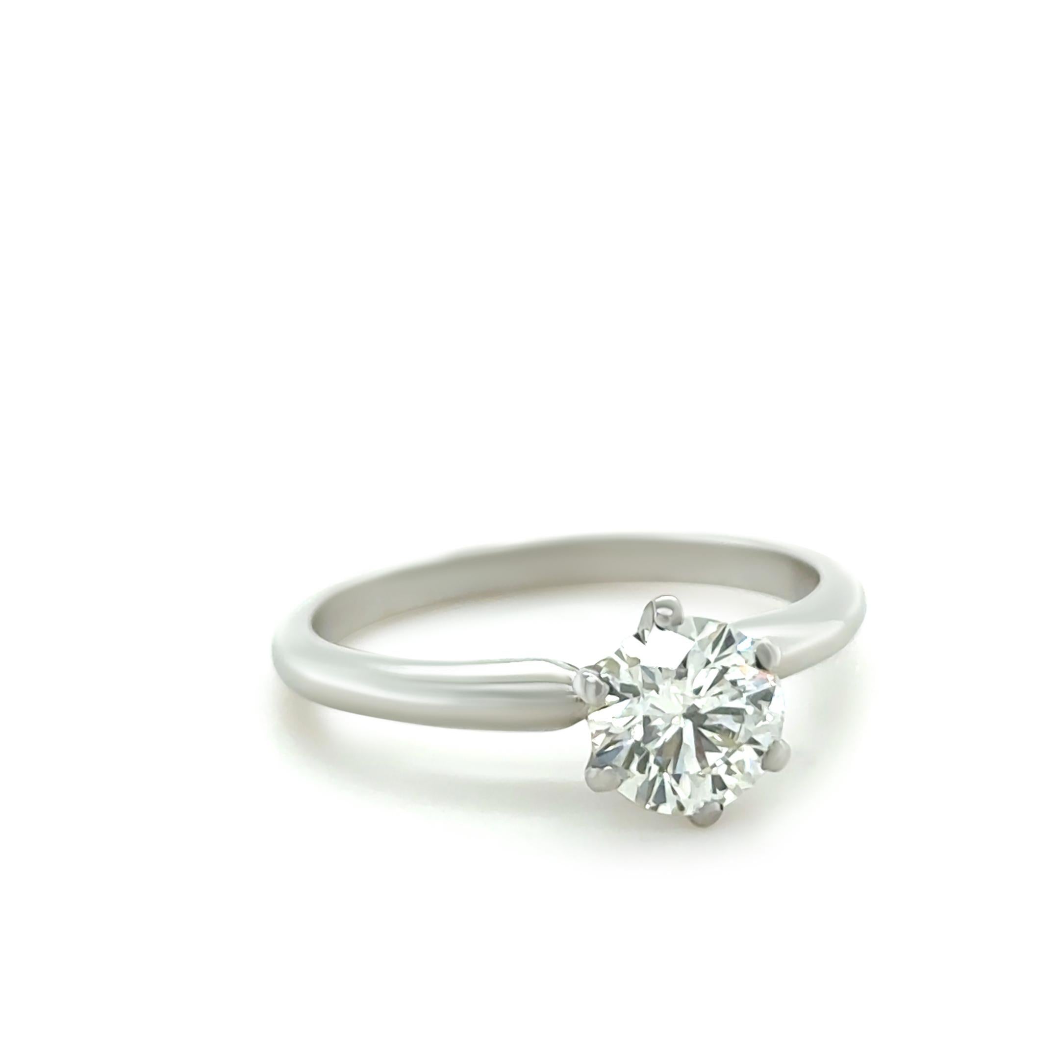 This elegant platinum diamond ring features a 1.02ct round brilliant cut diamond set in a classic 6-claw setting. The diamond is EGL certified (Certificate Number EGL3023914426, laser inscribed 3023914426) and was graded on March 22, 2010.

The