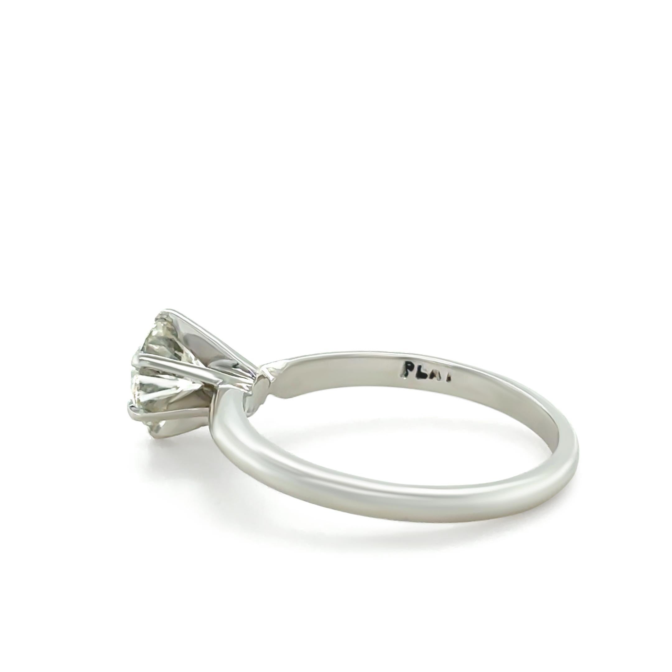 Women's Platinum Diamond Engagement Ring 1.02ct For Sale
