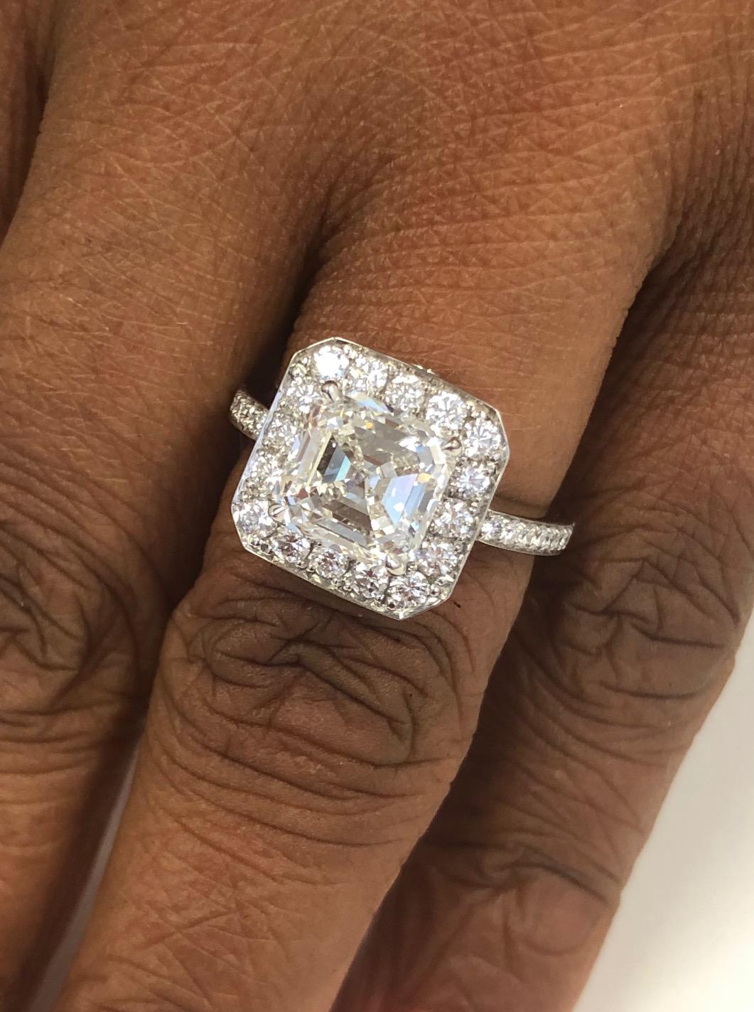 Platinum Diamond Engagement Ring, 3.01 Asscher Cut Diamond FVS1, GIA For Sale 2