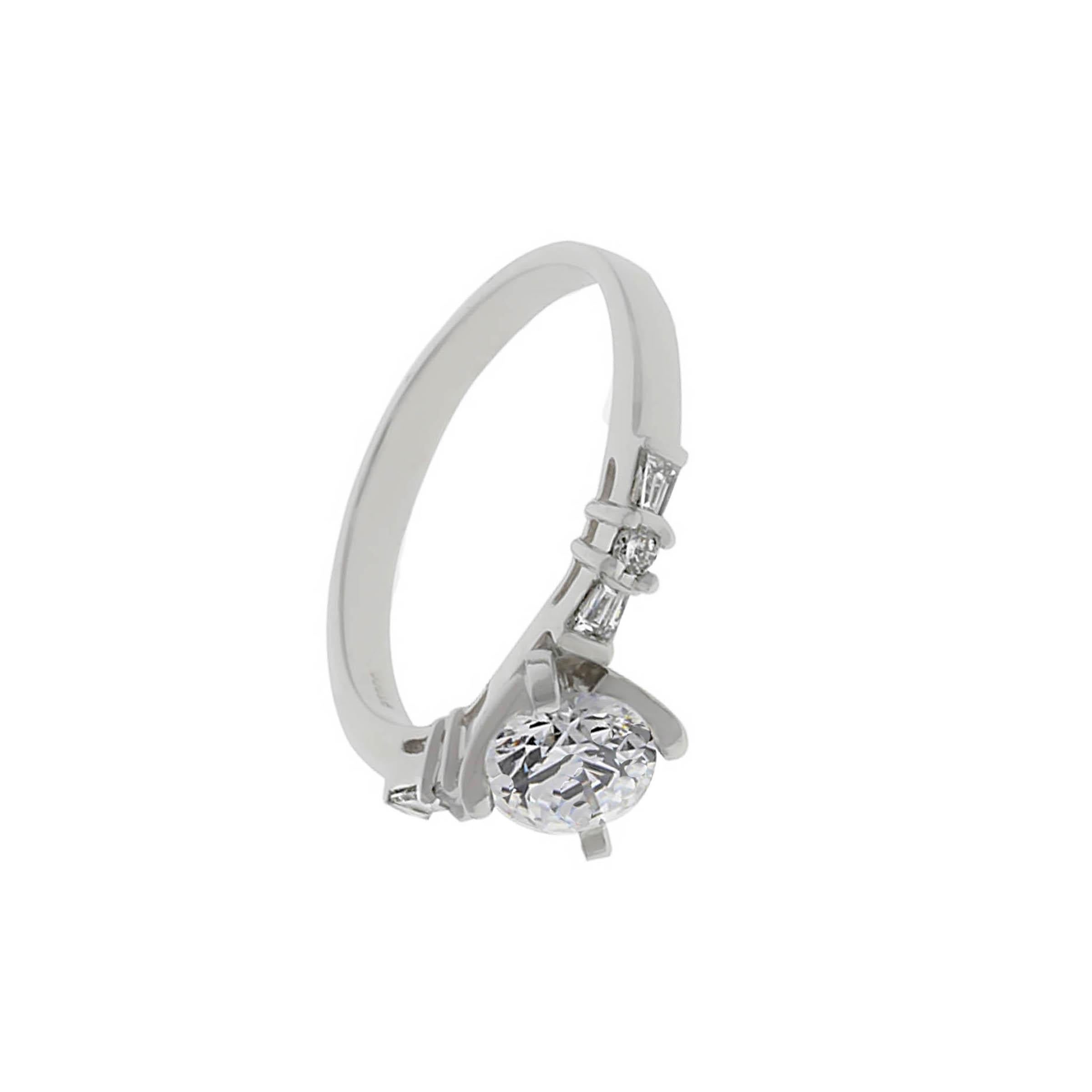 Women's Platinum Diamond Engagement Ring For Sale