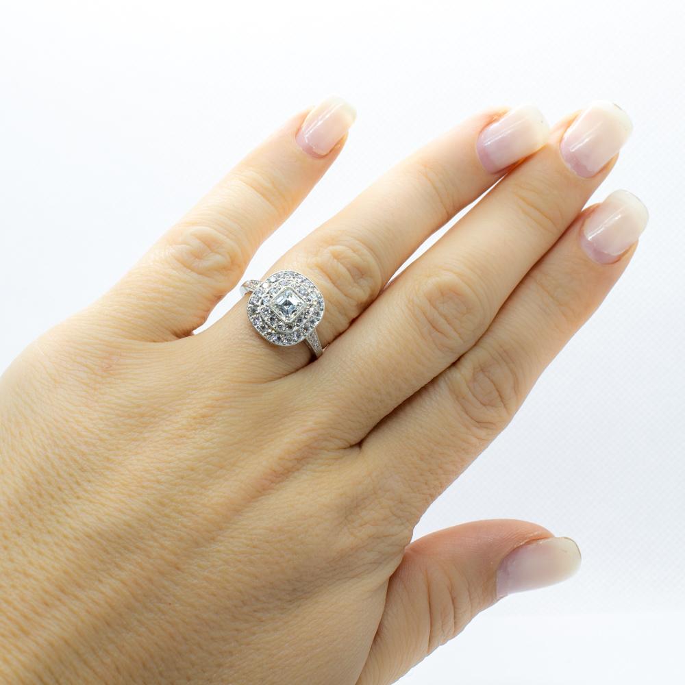 Platinum Diamond Engagement Ring For Sale 2
